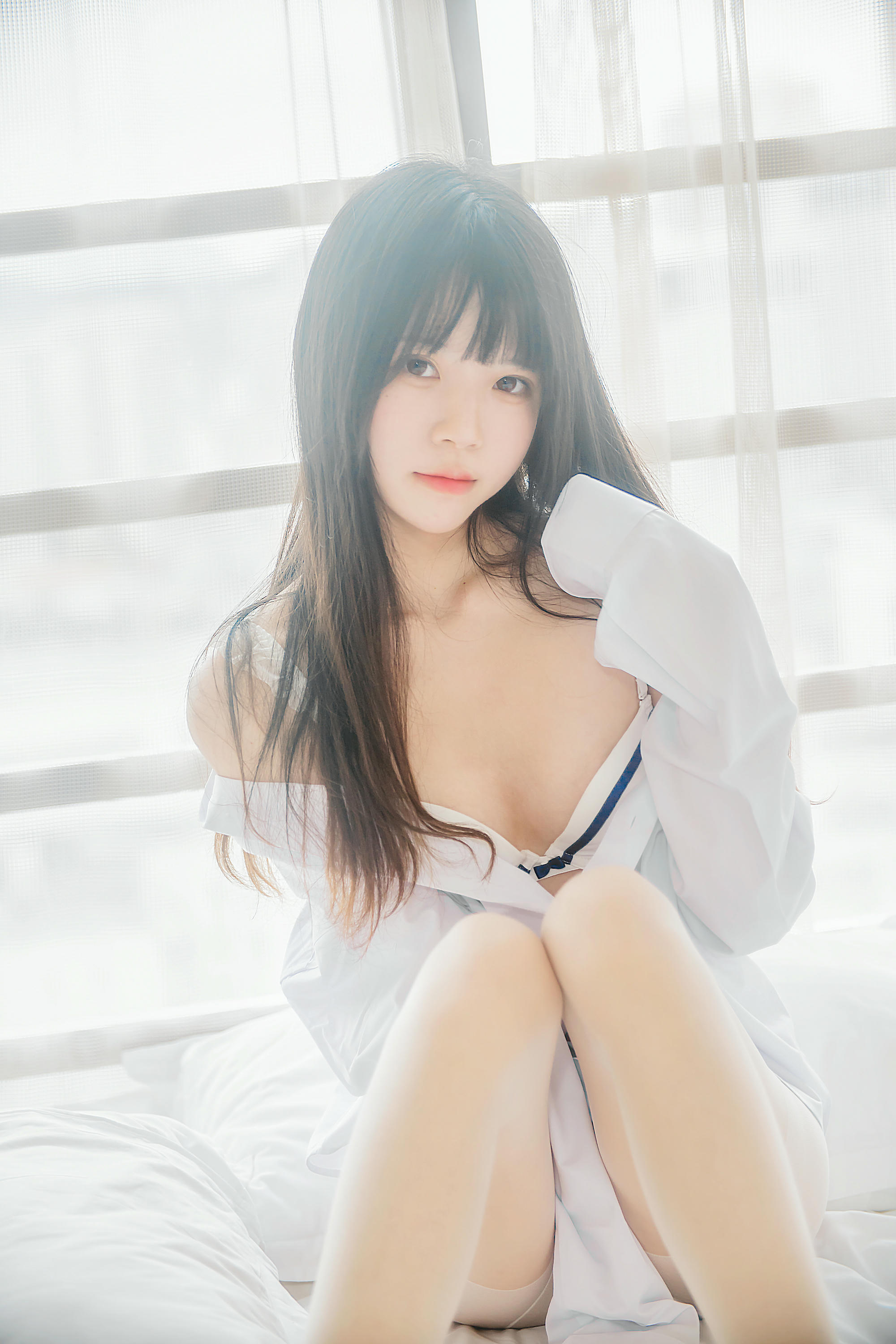 桜桃喵 NO.002 白衬衫散发 [49P-409MB]_第2集