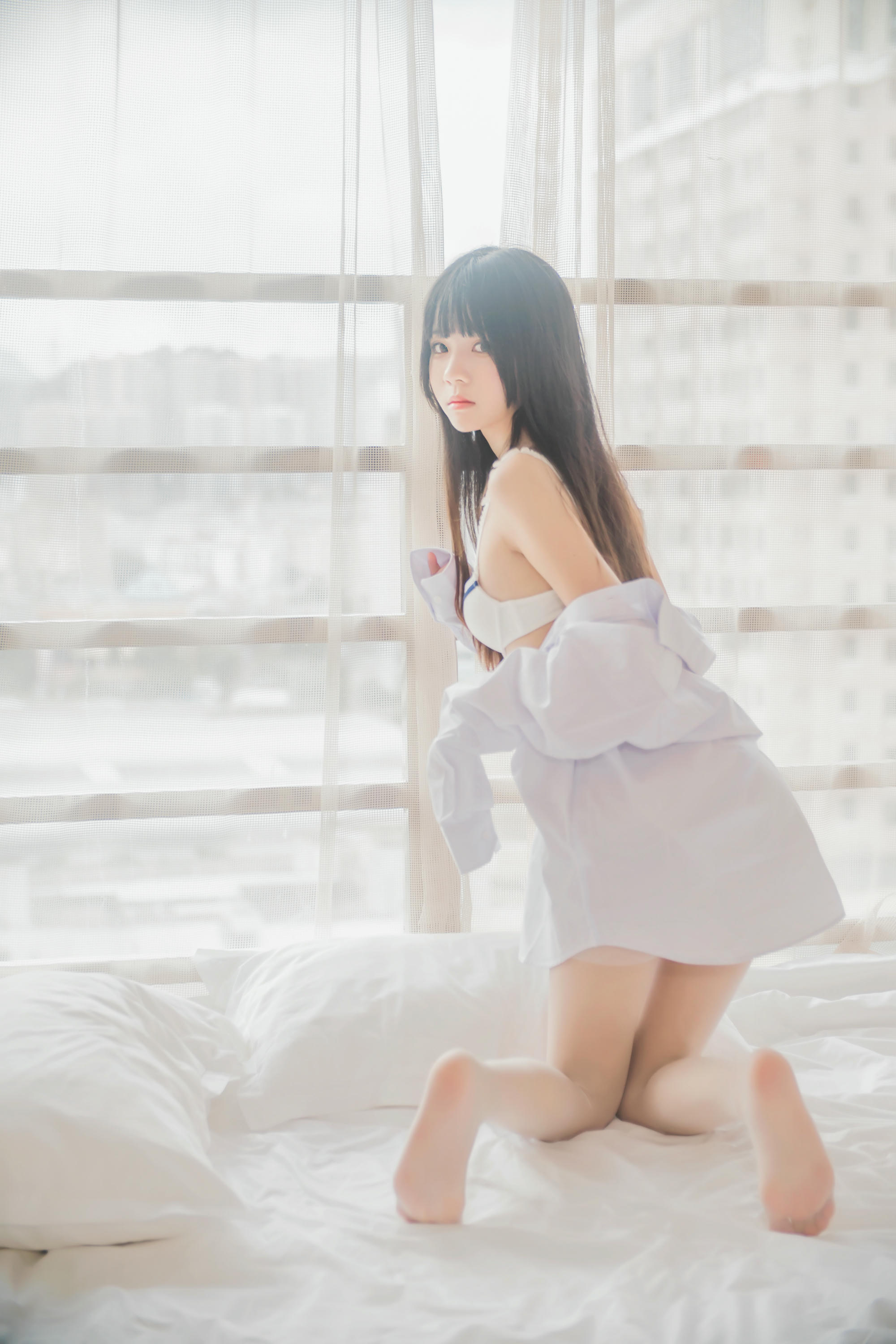 桜桃喵 NO.002 白衬衫散发 [49P-409MB]_第3集