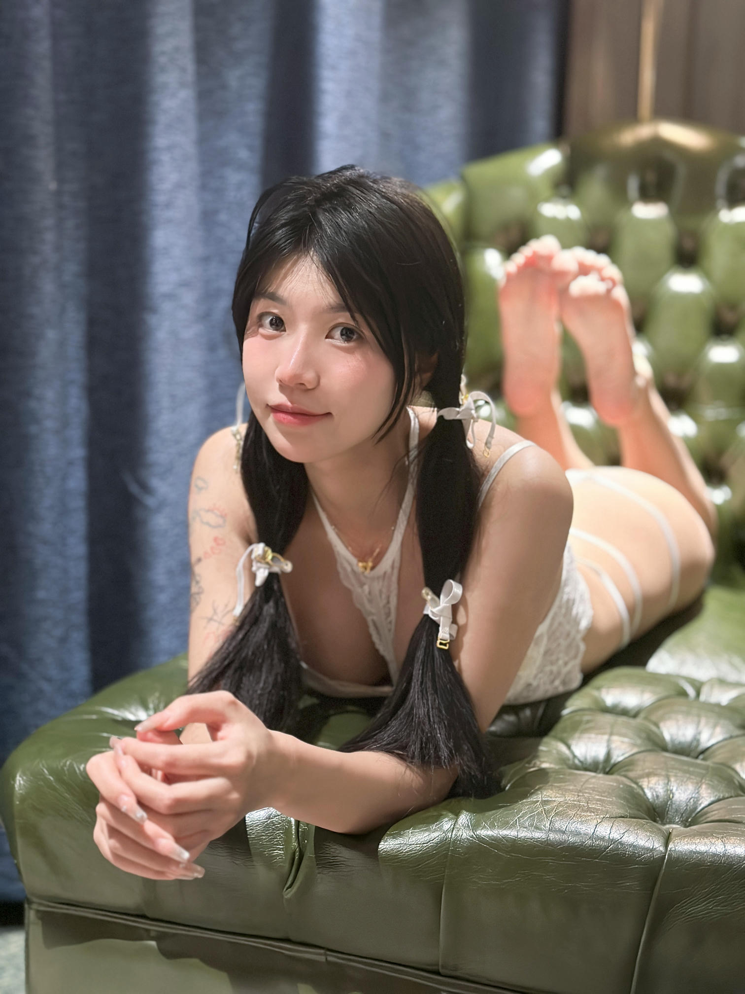微密圈-鱼神 NO.061 双马尾内衣 [21P+1V／137MB]_第1集