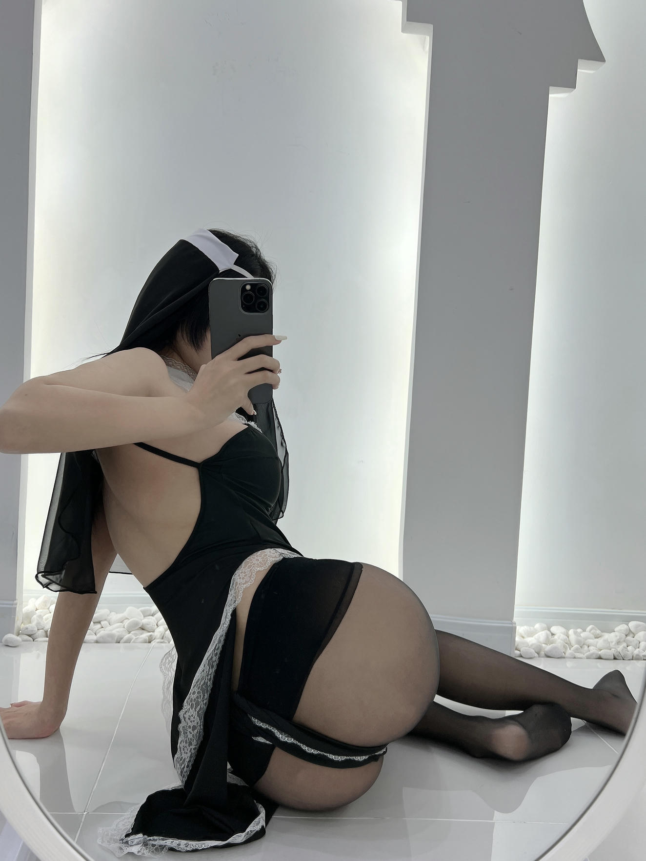 微密圈-鱼神 NO.008 修女服[26P 2V 131.3M]_第1集