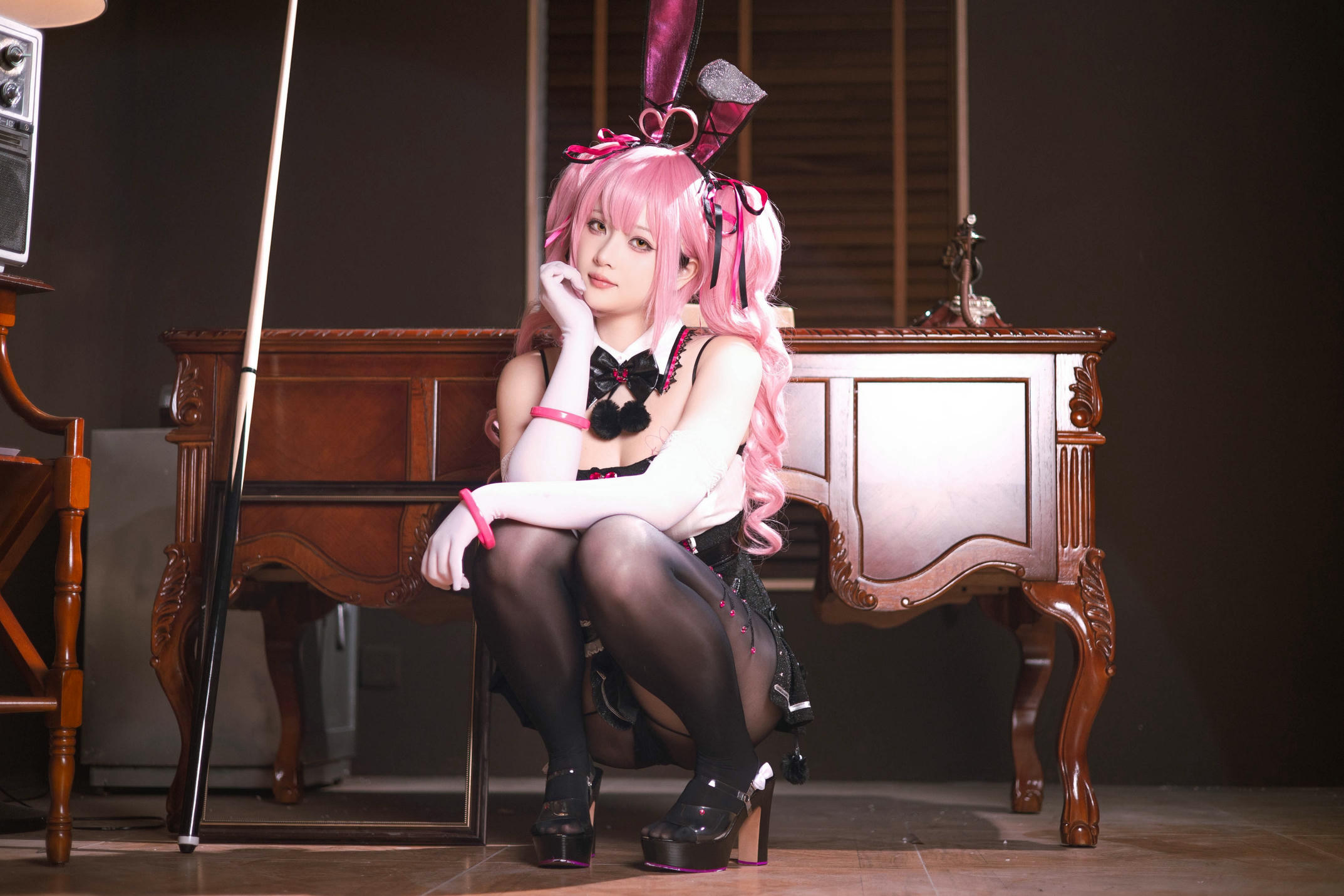 屿鱼 NO.007 patreon 23年6月-24年3月 [1239P 1.91GB]-主题排-不认识-粉毛兔女郎_第1集