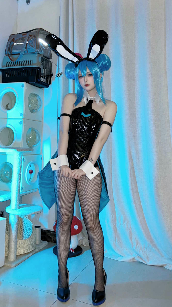 屿鱼 NO.007 patreon 23年6月-24年3月 [1239P 1.91GB]-主题排-初音未来-兔女郎_第2集