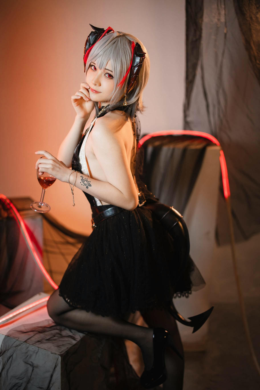屿鱼 NO.007 patreon 23年6月-24年3月 [1239P 1.91GB]-日期排-23-11-11-25(2_第1集