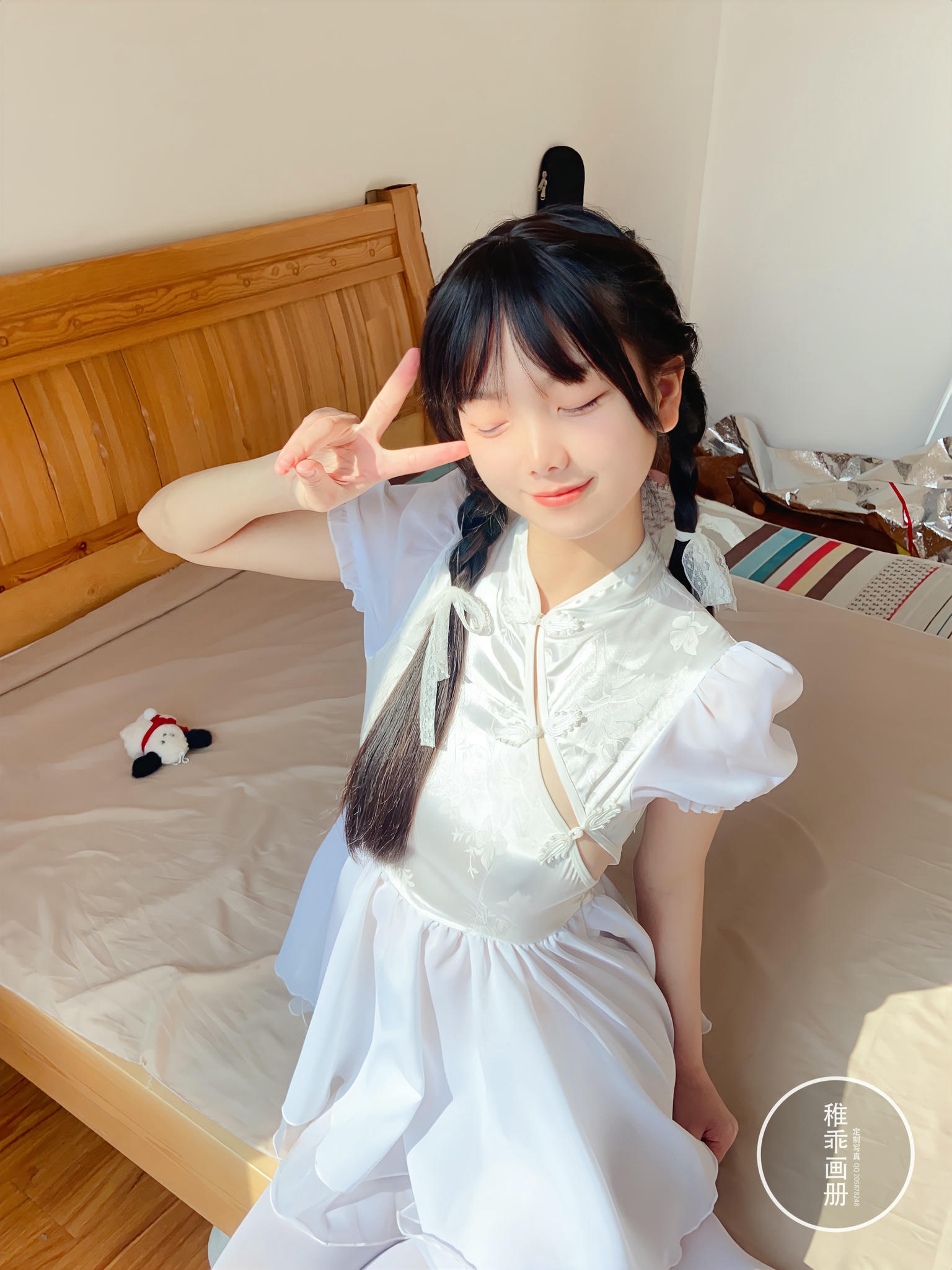 稚乖画册 NO.017 夜夜 嬉戏 80d白丝 [74P1V-368MB]_第1集