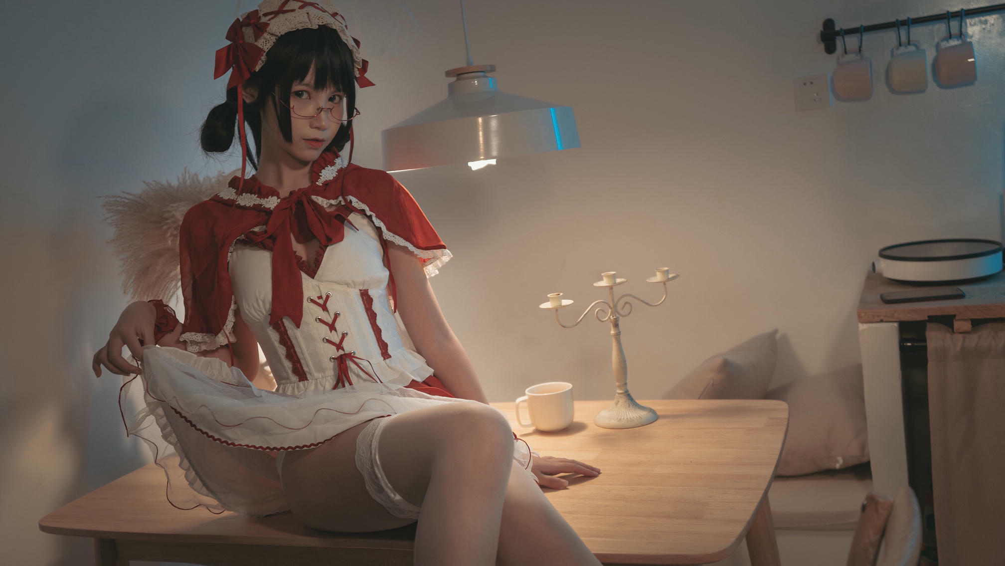 24逐月Su 小红帽 [33P-90MB]_第1集