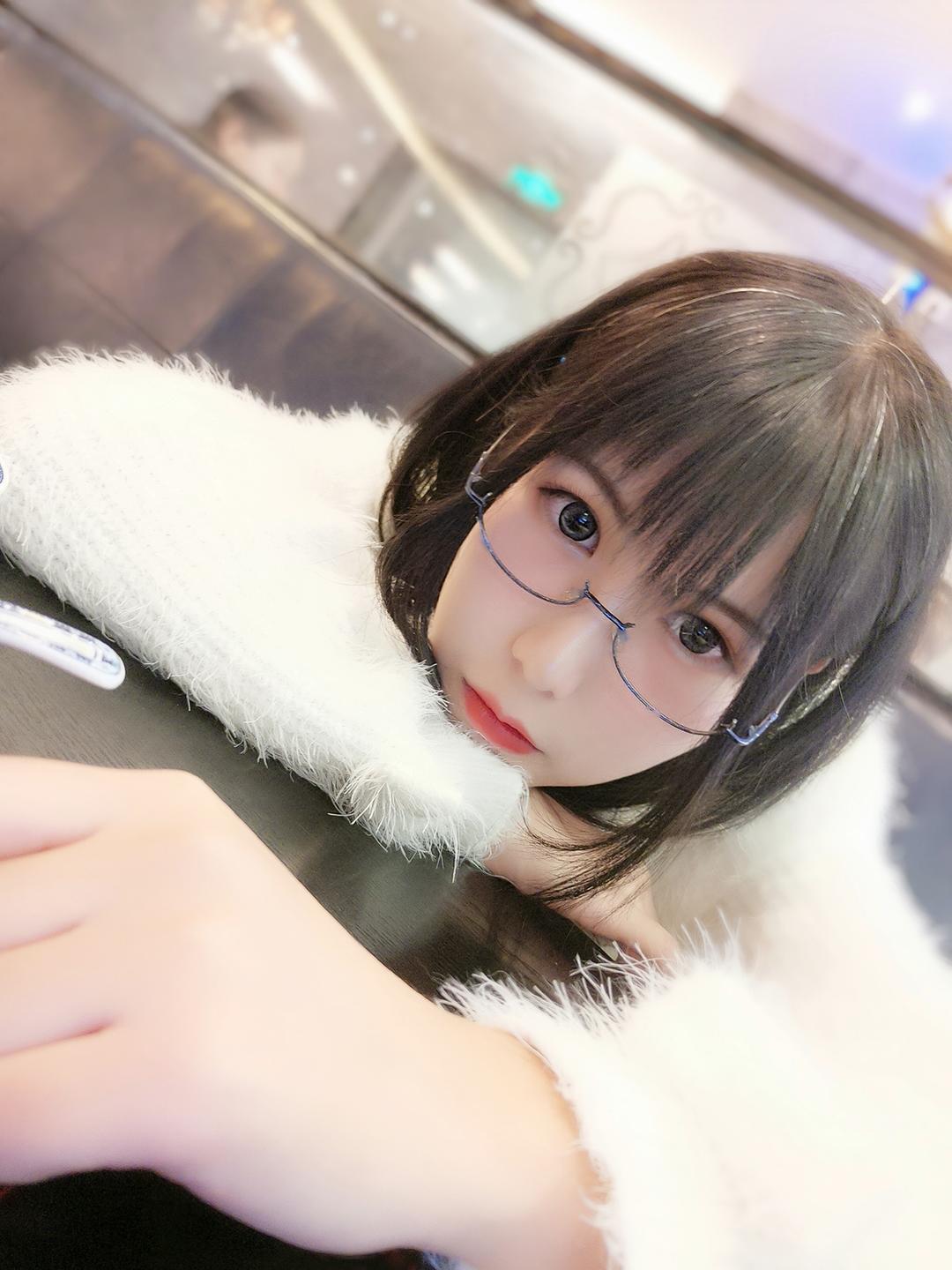 逐月SU - Pr社时期-hi~_by_逐月Su[19P+5V]_第1集