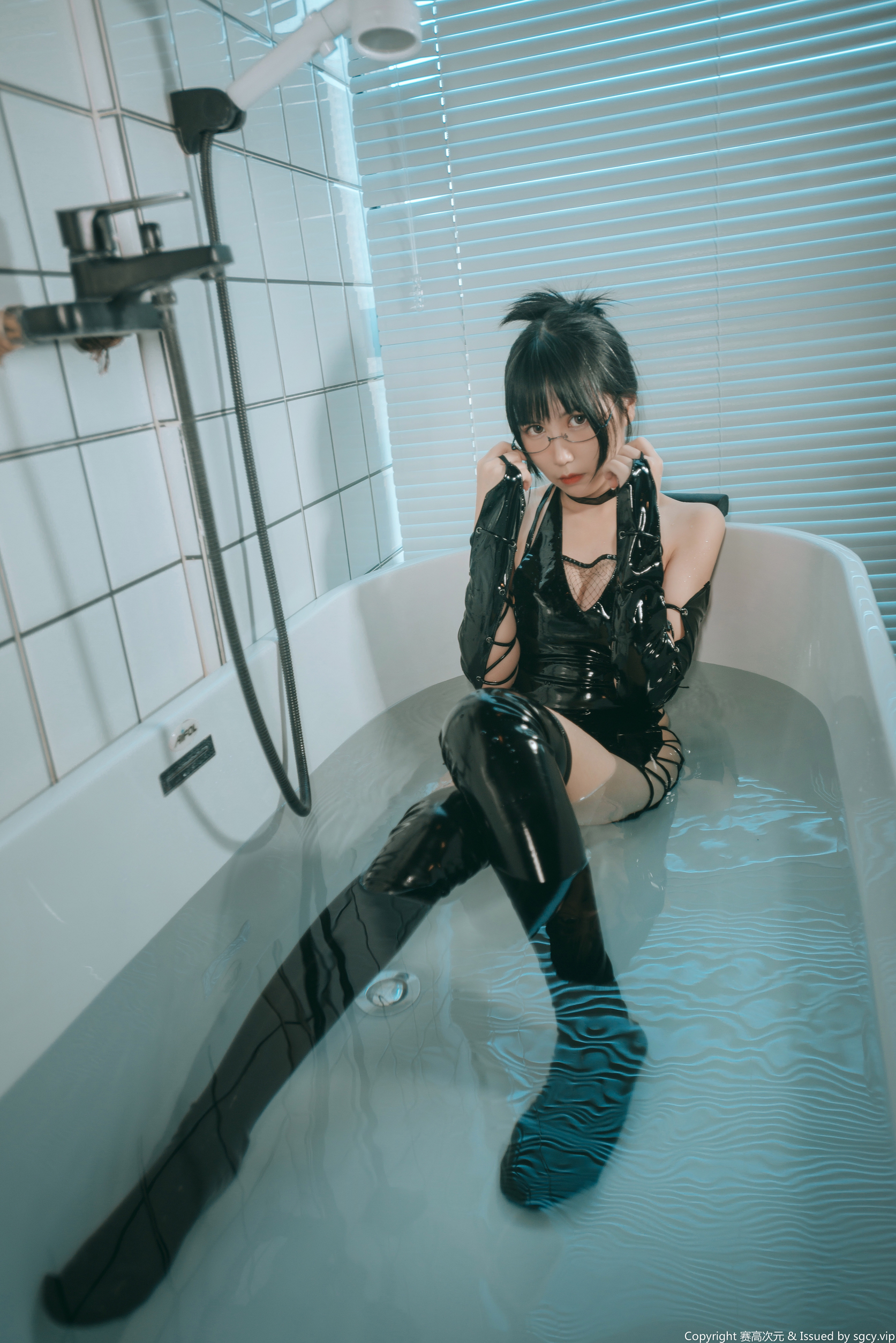 逐月SU - 忍者[27P]_第1集
