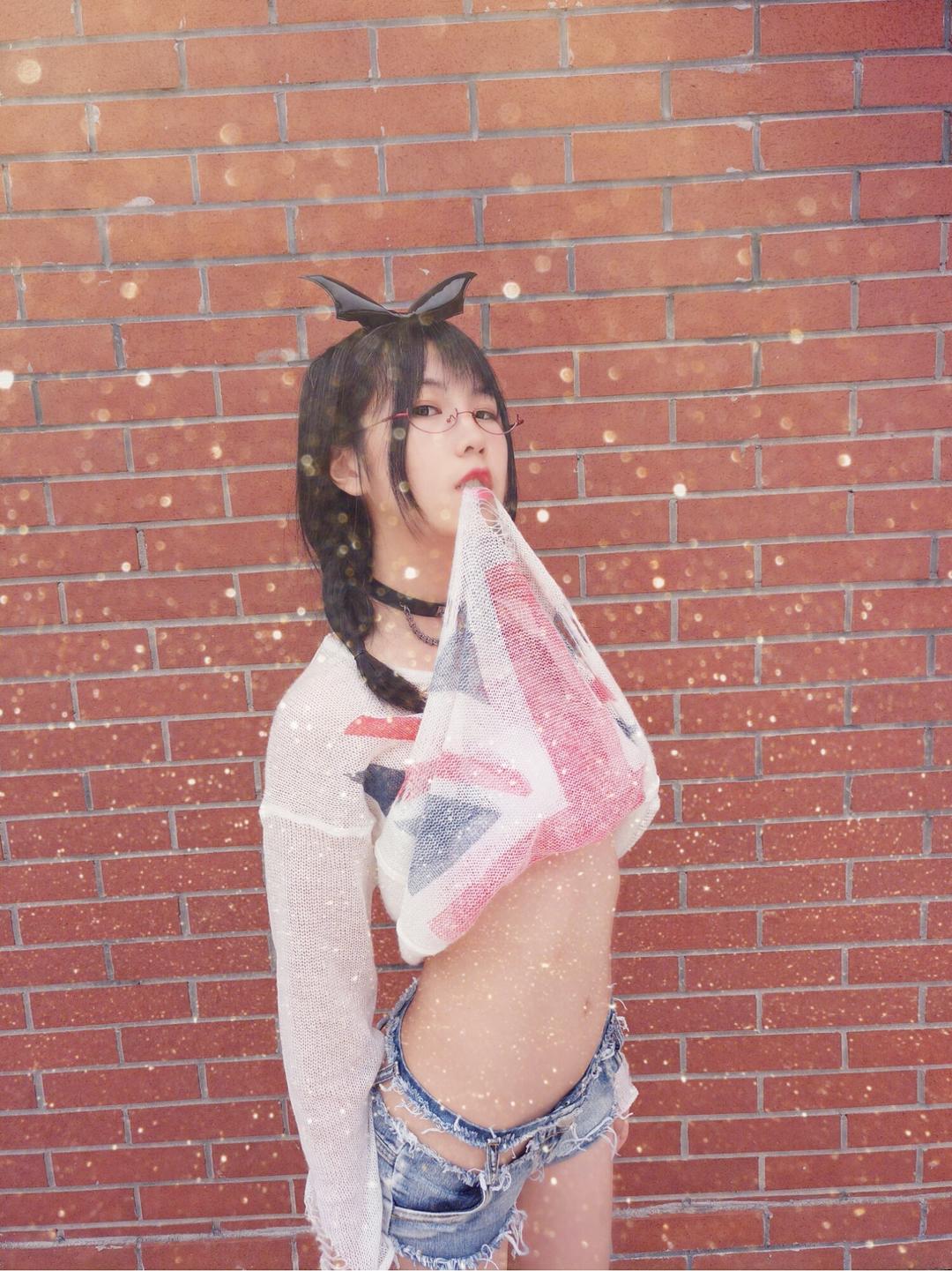 逐月SU - 这个穿搭如何_第2集
