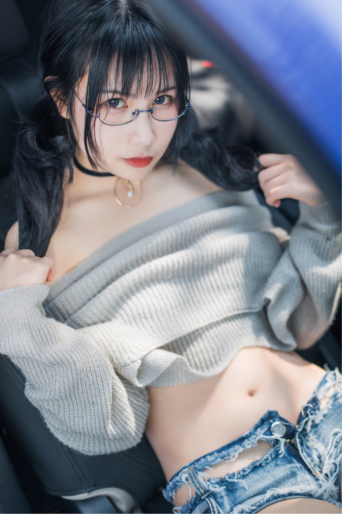逐月SU - 野外露出（车内篇）[45P]_第2集
