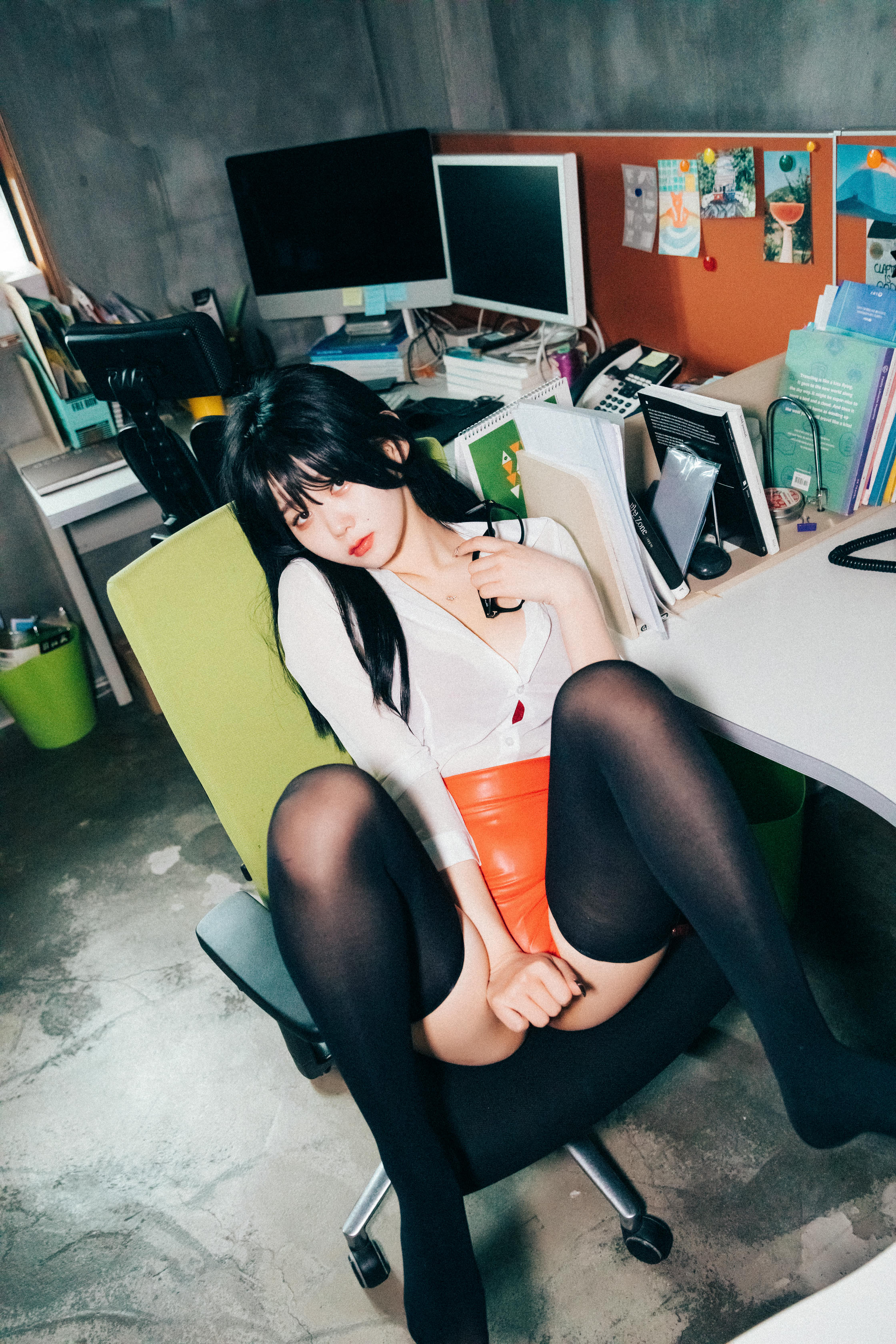 018_Loozy Zia (지아) - Office slave [220P 6V 6GB]_第1集