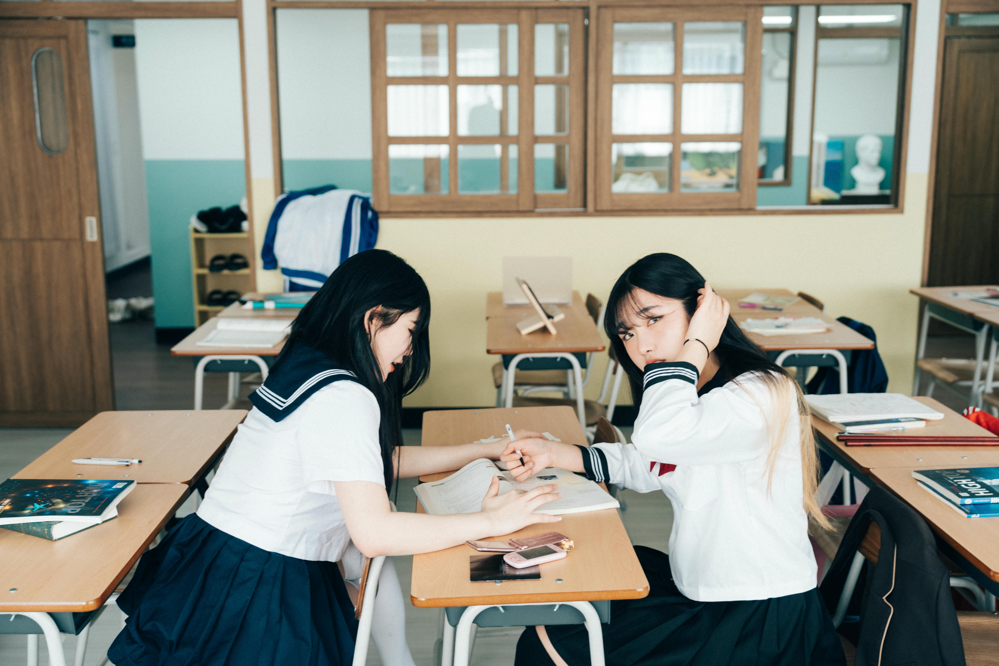 Zia (지아) NO.085 Loozy Zia (지아) x Sonson (손손) Bitch Academy Hard [195P+3V／2.95GB]-트윈_第1集