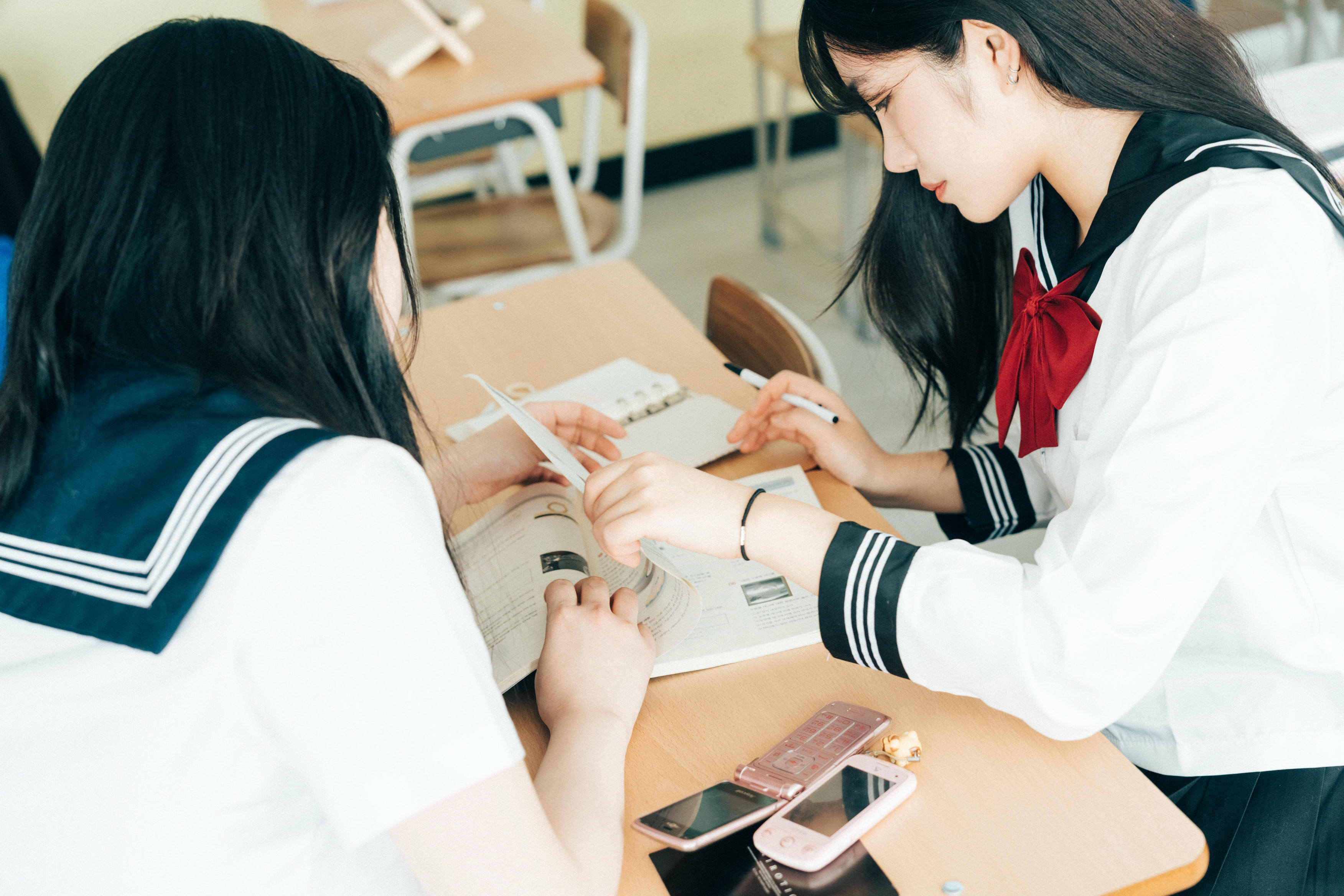 Zia (지아) NO.085 Loozy Zia (지아) x Sonson (손손) Bitch Academy Hard [195P+3V／2.95GB]-트윈_第1集