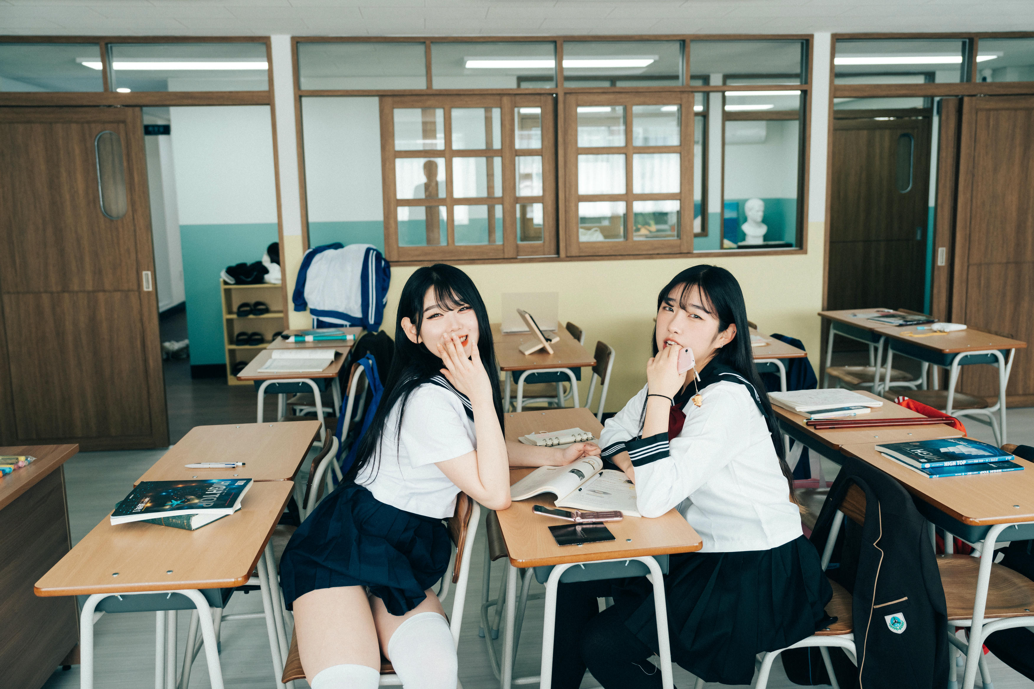 Zia (지아) NO.085 Loozy Zia (지아) x Sonson (손손) Bitch Academy Hard [195P+3V／2.95GB]-트윈_第1集