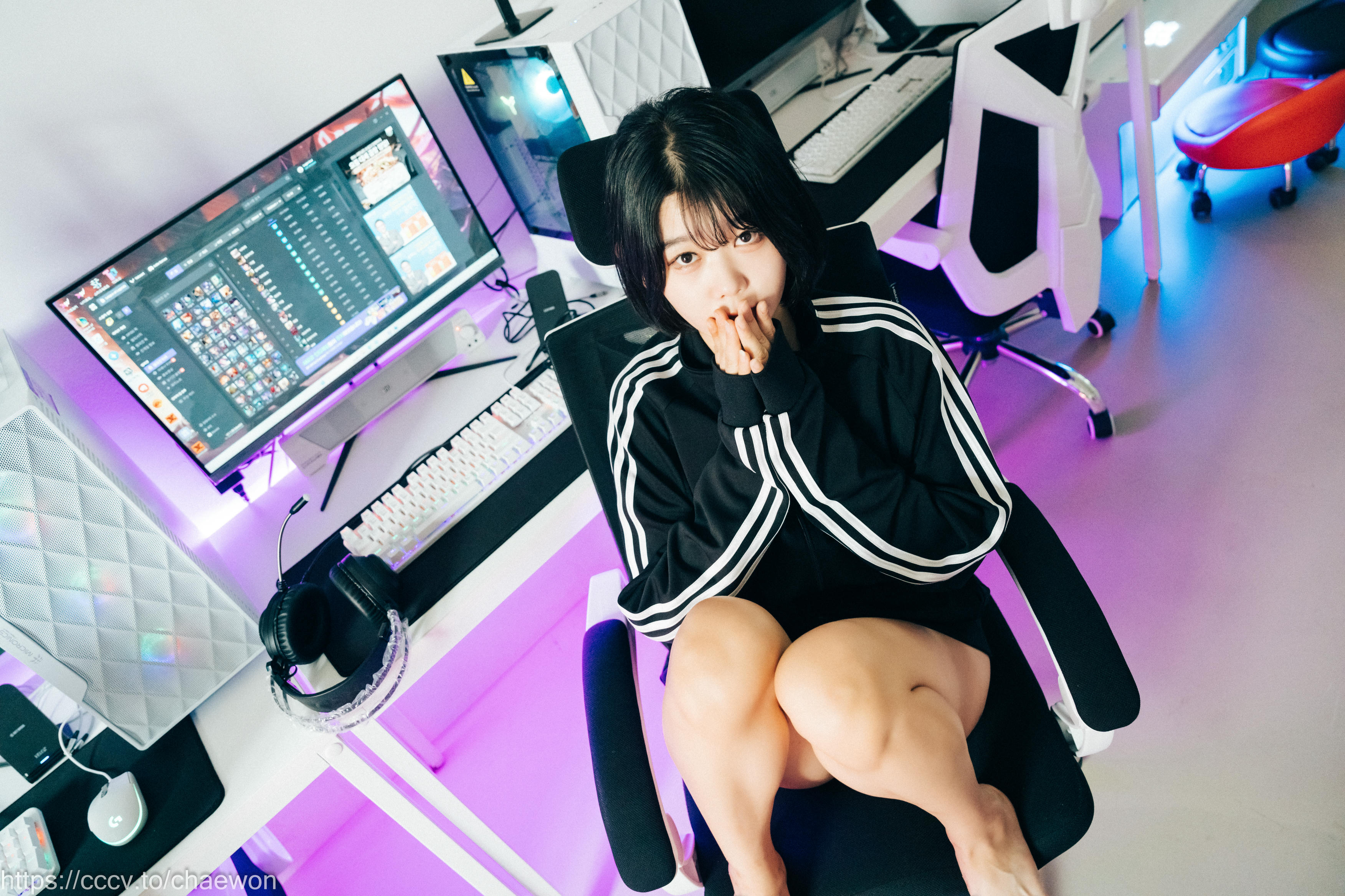 Zia (지아) NO.098 Loozy PC Room with SP [218P+14V／5.52GB]_第1集