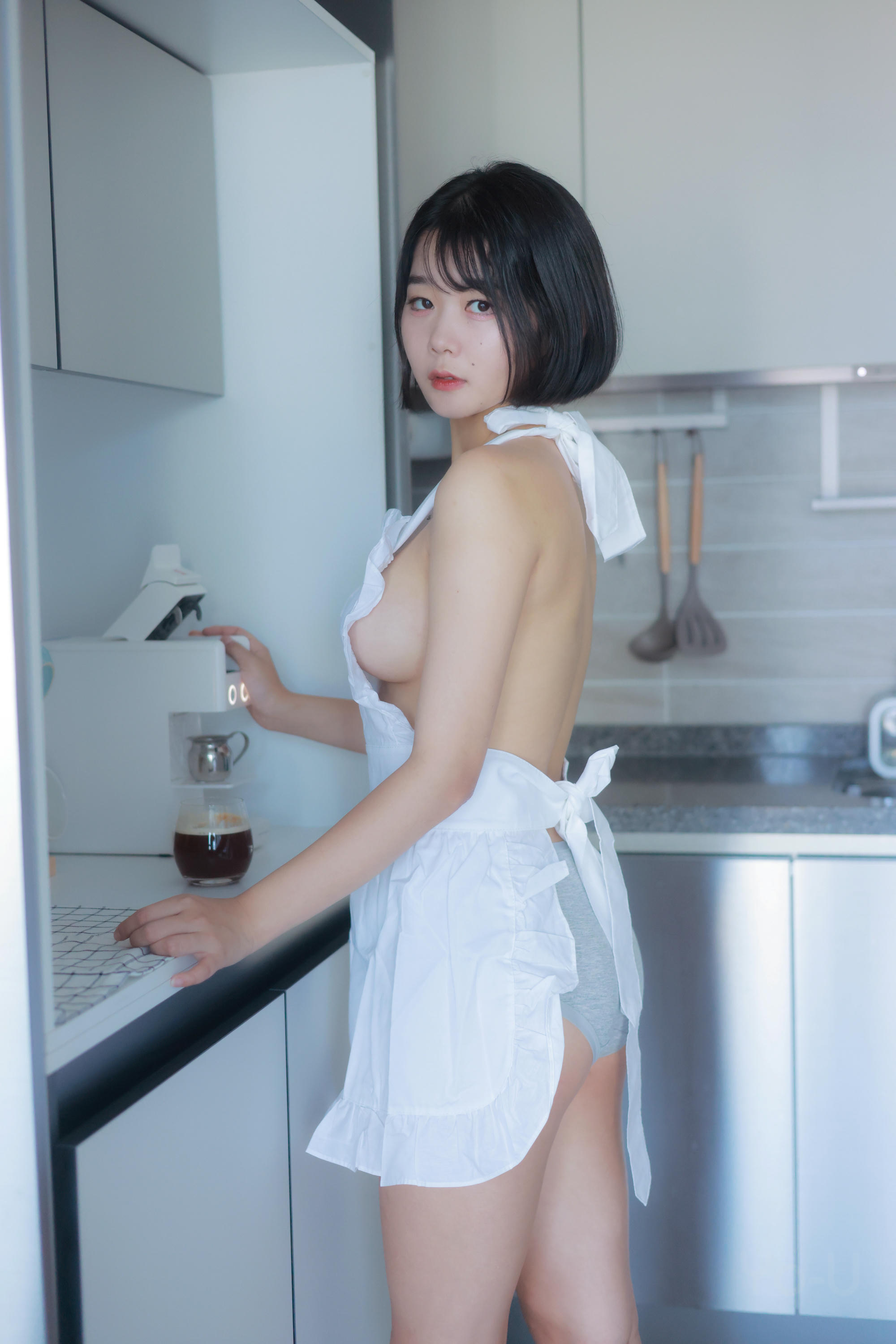 Zia (지아) NO.102 Yo-U Vol.12 Birthday [108P+1V／2.4GB]_第4集