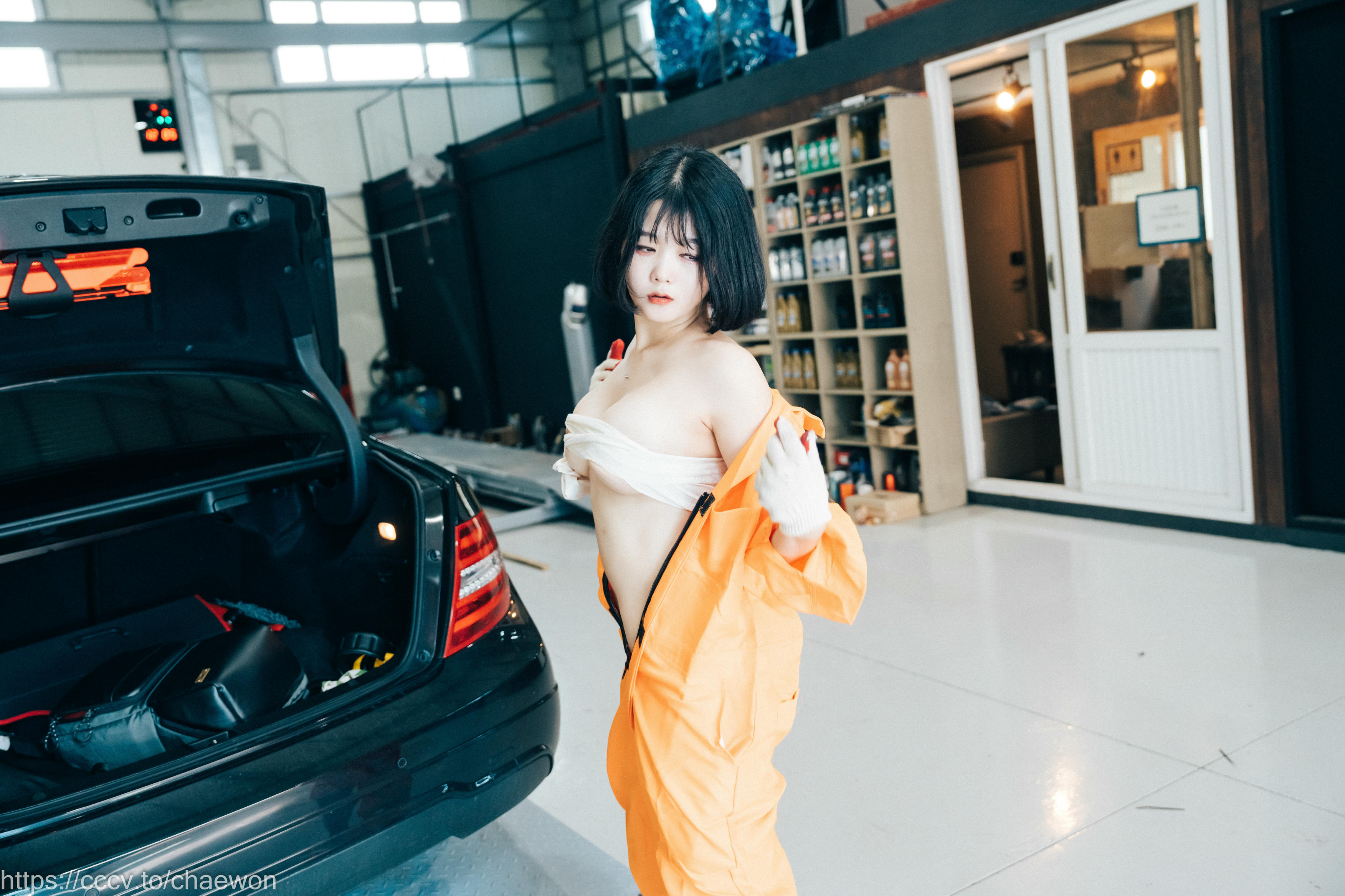 Zia (지아) NO.105 Loozy Zia (지아) Garage Girl [129P+3V／3GB]_第1集