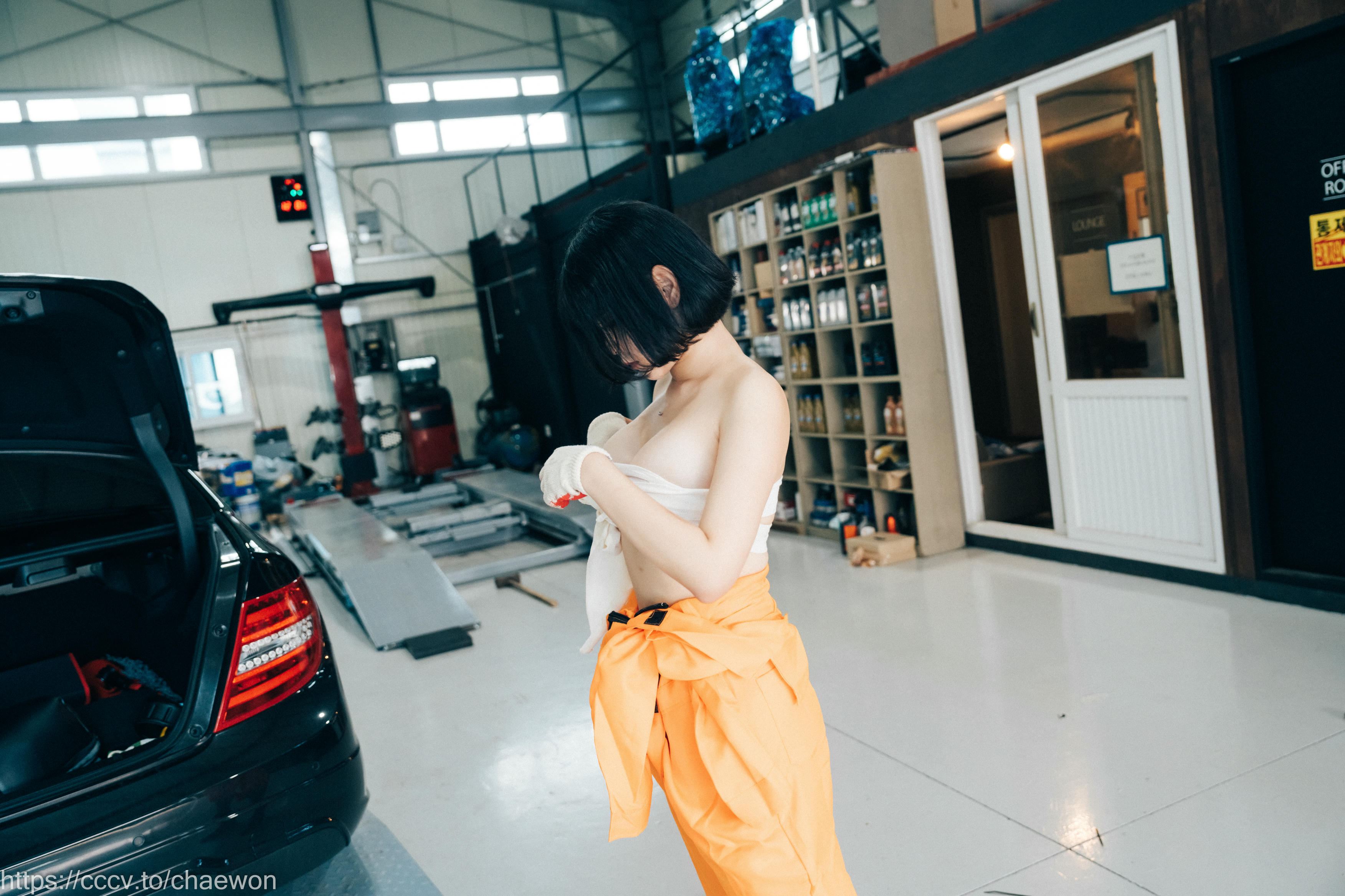 Zia (지아) NO.105 Loozy Zia (지아) Garage Girl [129P+3V／3GB]_第1集