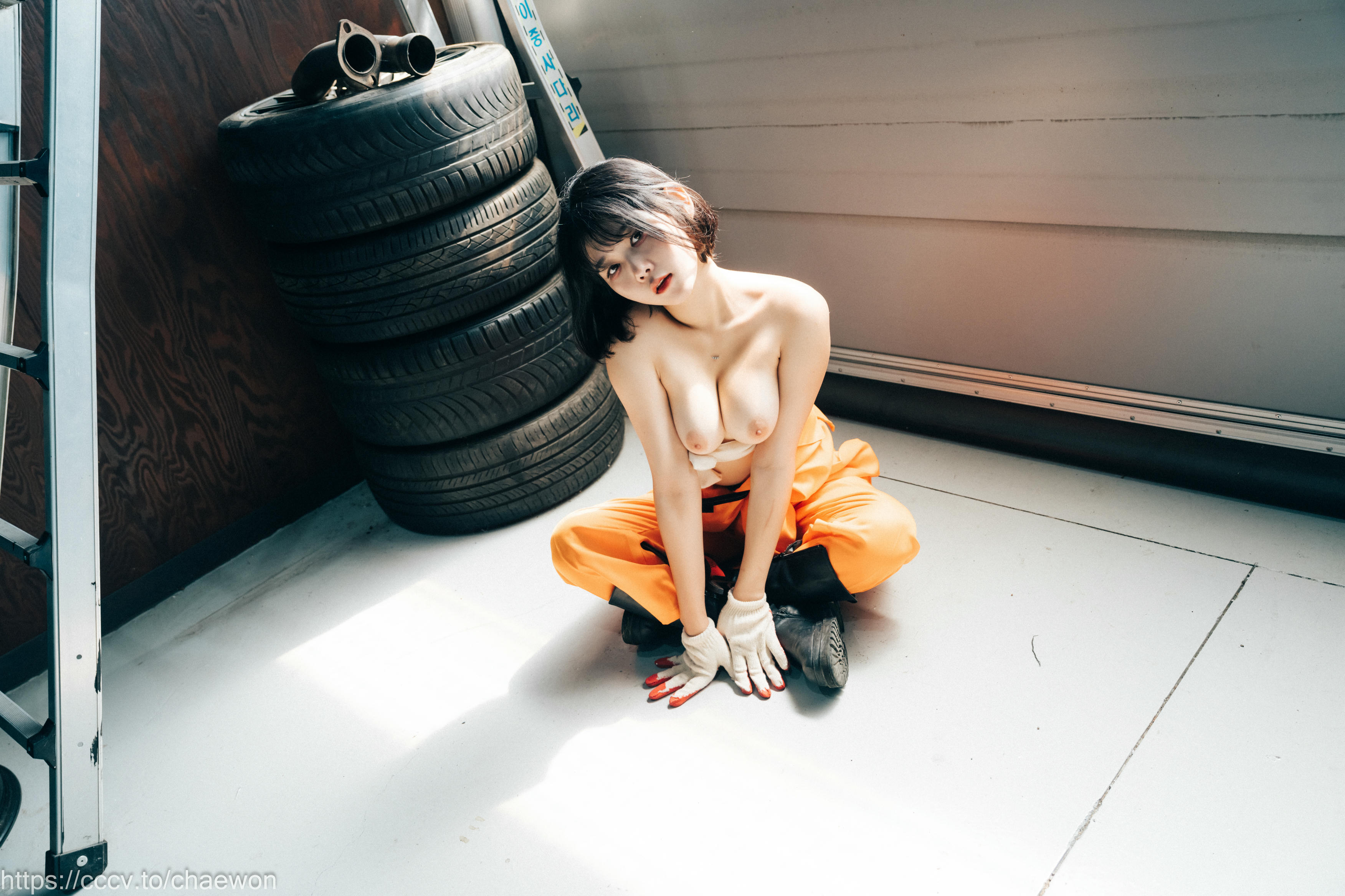 Zia (지아) NO.105 Loozy Zia (지아) Garage Girl [129P+3V／3GB]_第2集