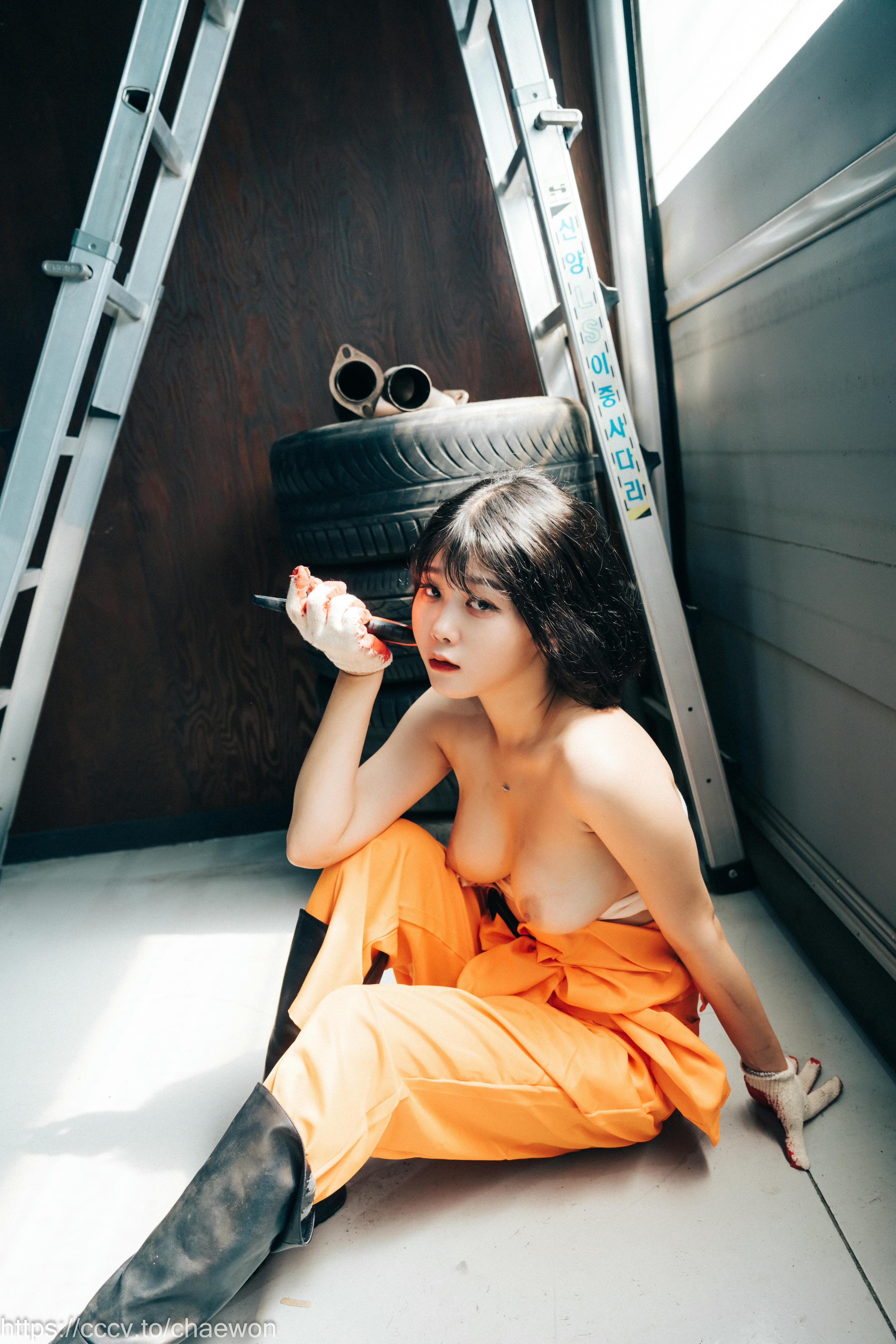 Zia (지아) NO.105 Loozy Zia (지아) Garage Girl [129P+3V／3GB]_第2集