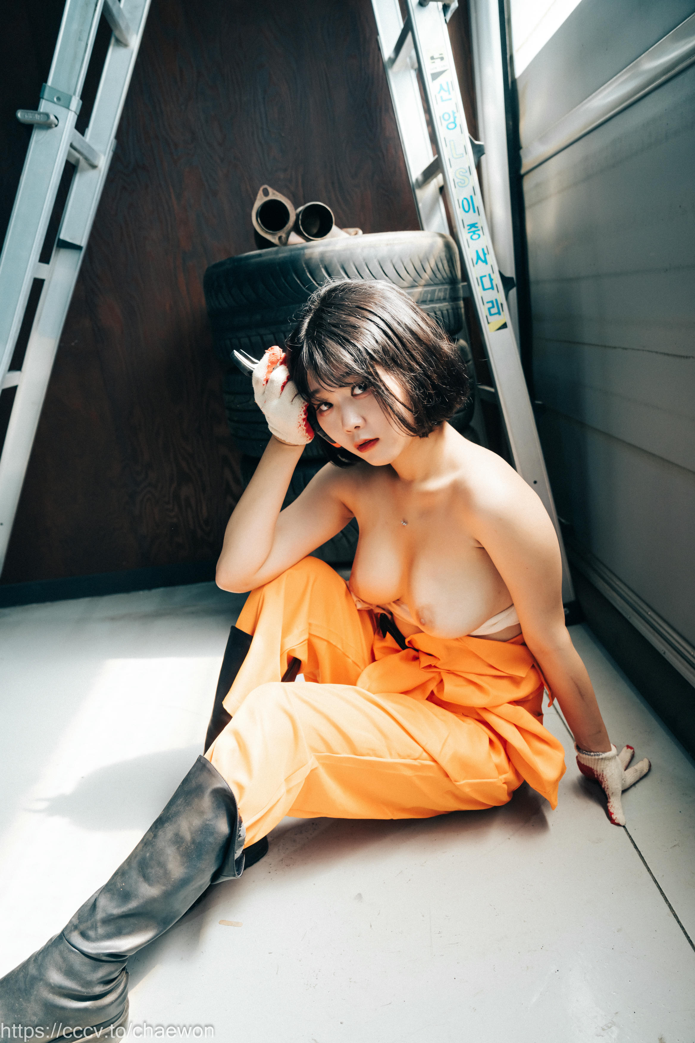 Zia (지아) NO.105 Loozy Zia (지아) Garage Girl [129P+3V／3GB]_第2集