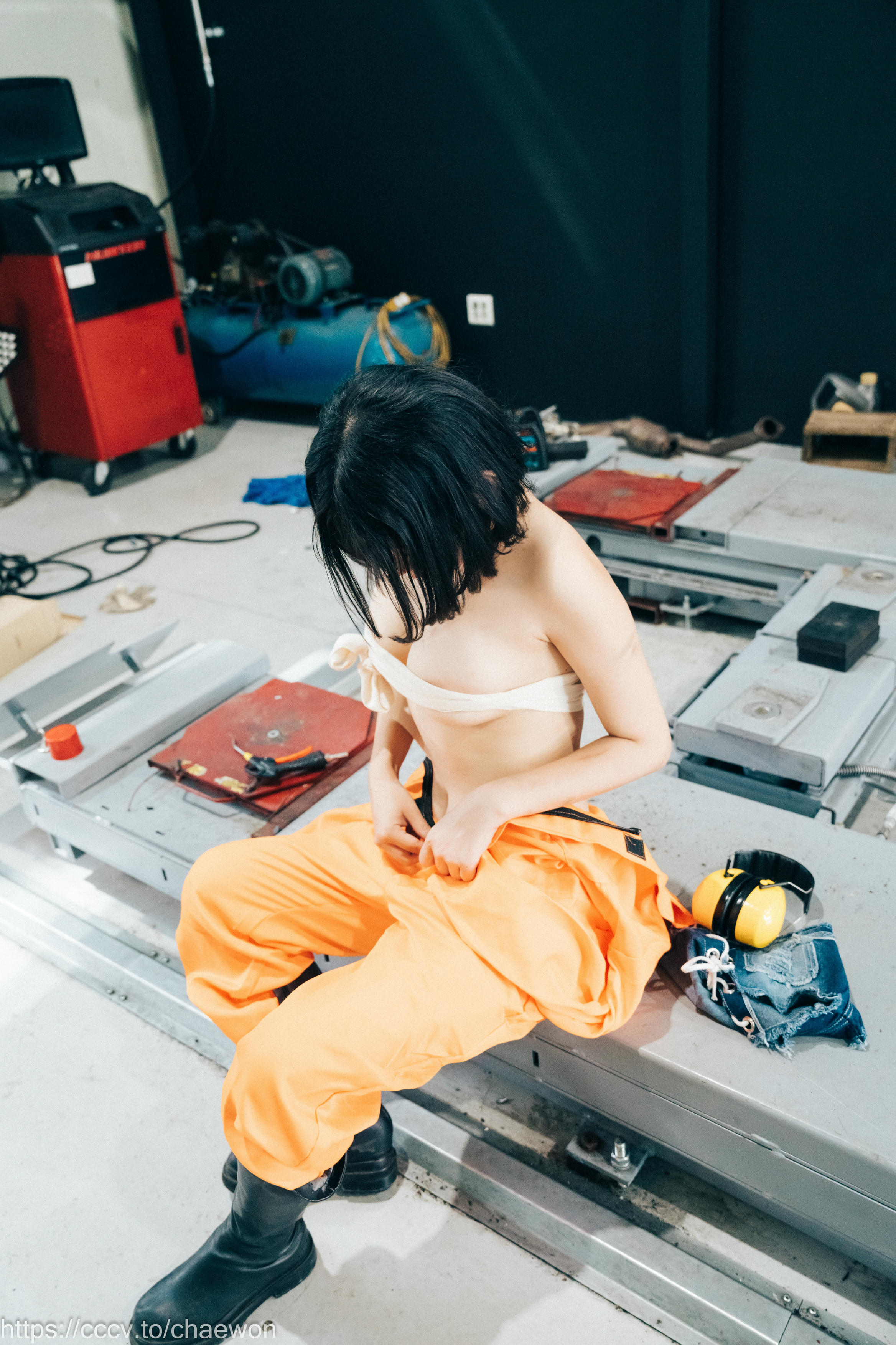 Zia (지아) NO.105 Loozy Zia (지아) Garage Girl [129P+3V／3GB]_第3集