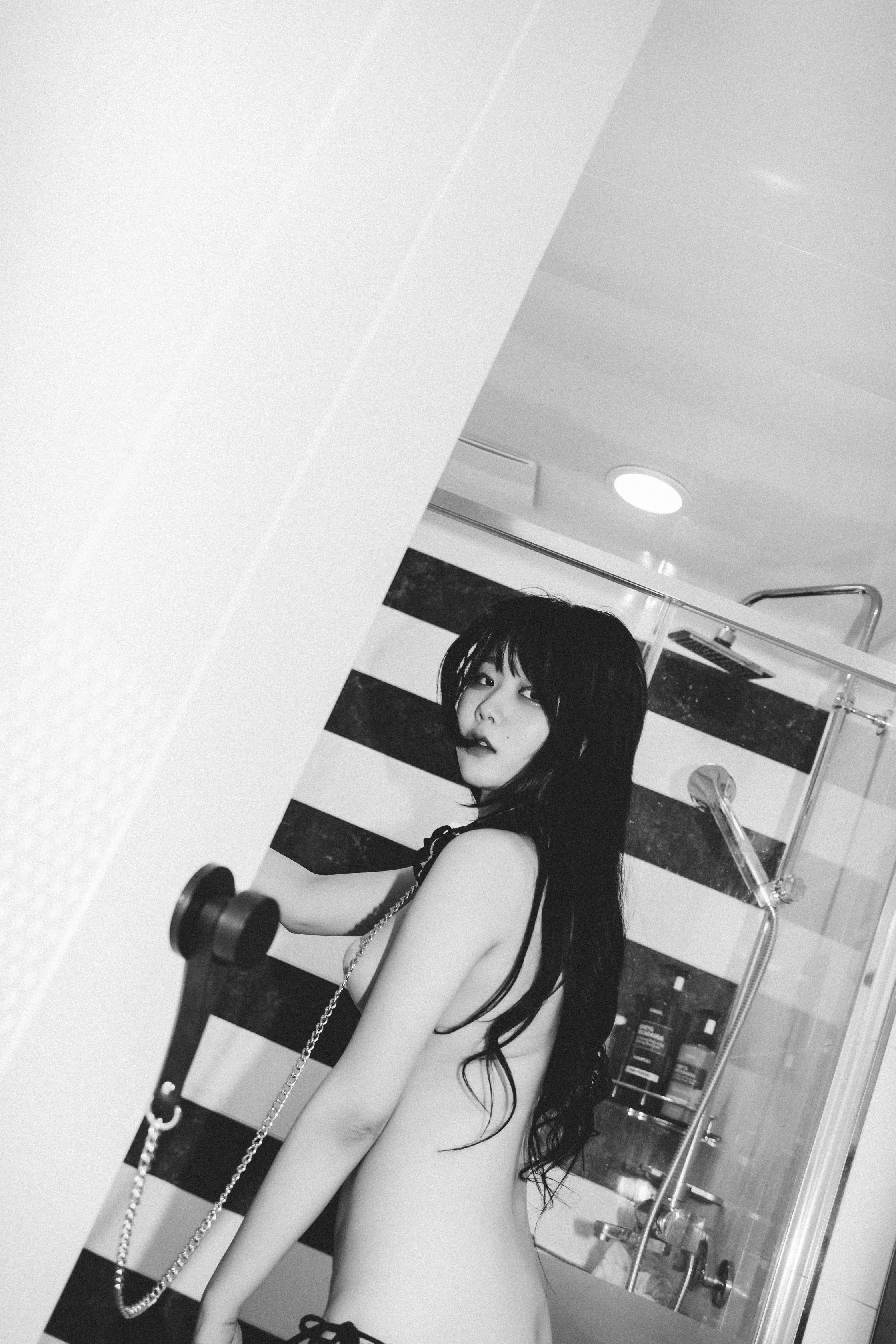 060_Loozy Zia (지아) Touch + Anal Plug+ [298P+4P-989MB-2.97GB]-touch BW_第1集