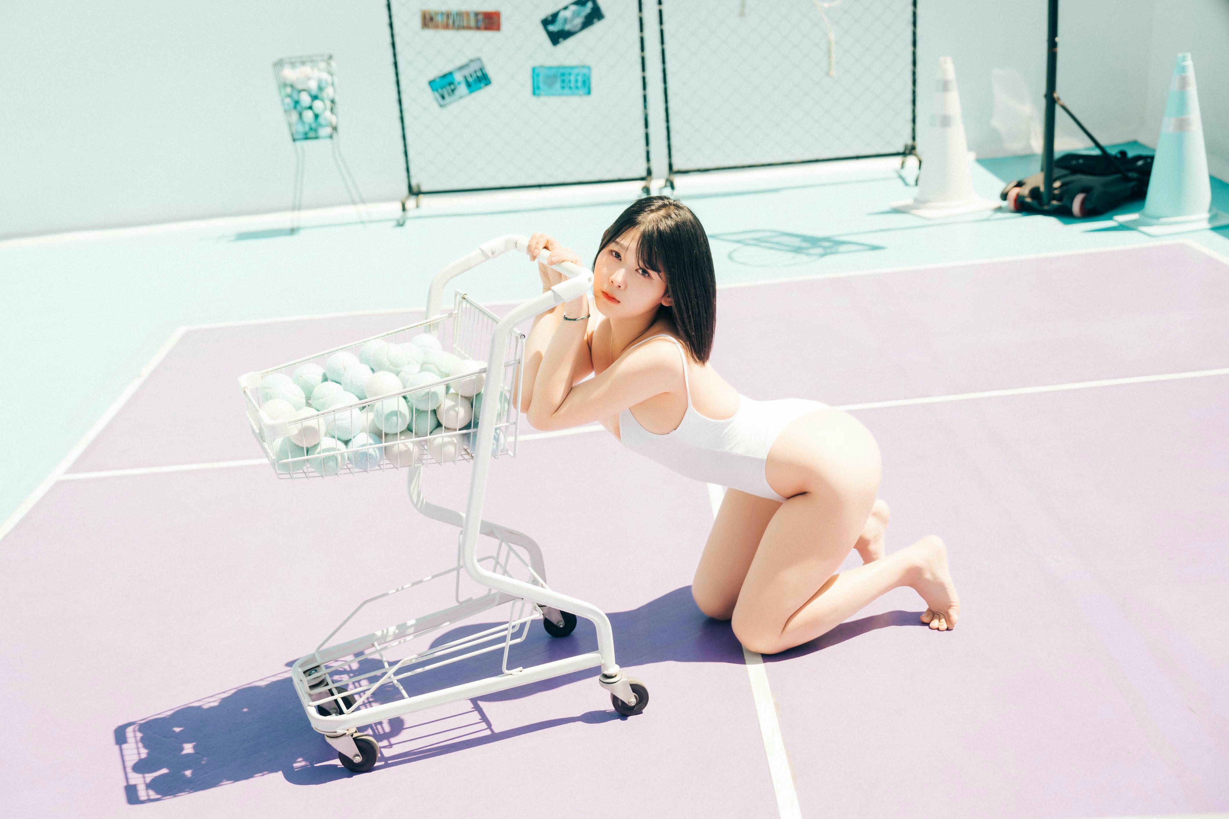Zia (지아) NO.128 Loozy Racket Girl [80P／813MB]_第1集
