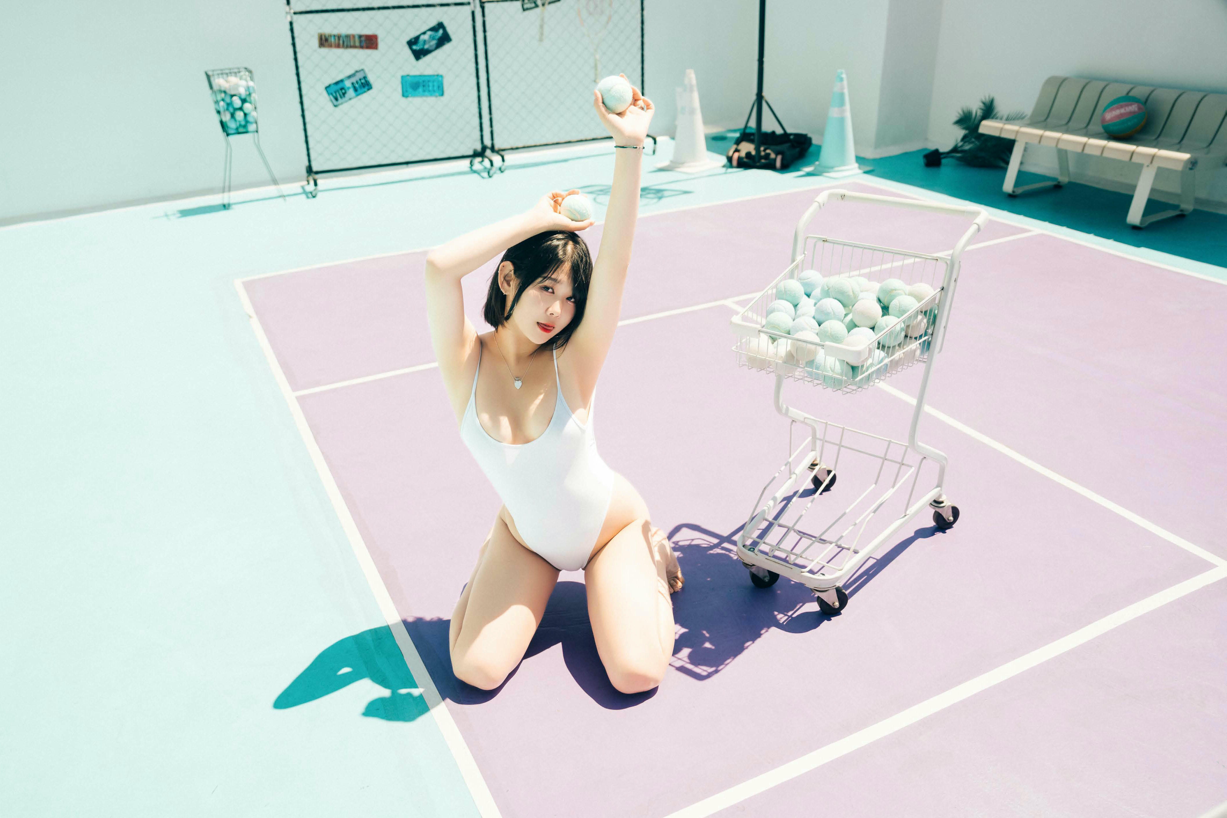 Zia (지아) NO.128 Loozy Racket Girl [80P／813MB]_第1集