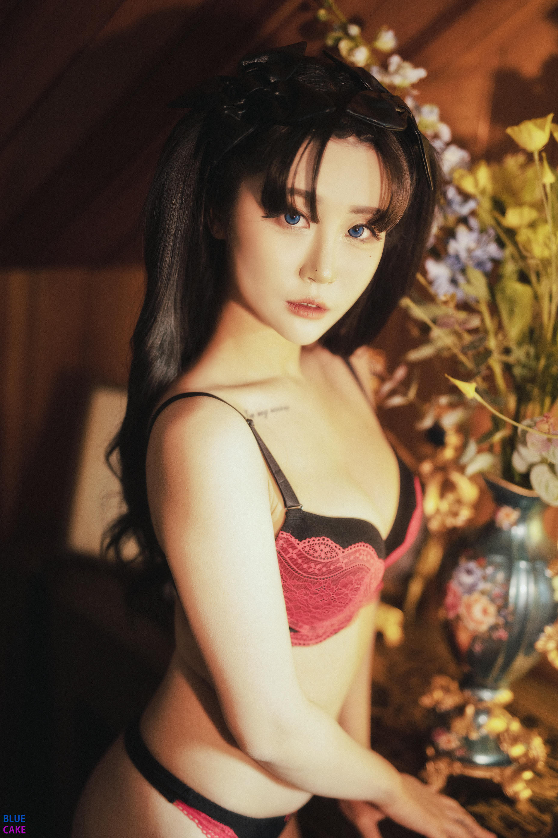 [BLUECAKE] Vol.0022 Bomi (보미)&Zia (지아)  Fate Saber x Thosaka Rin -Lingerie ver [128P-1.65GB]_第5集