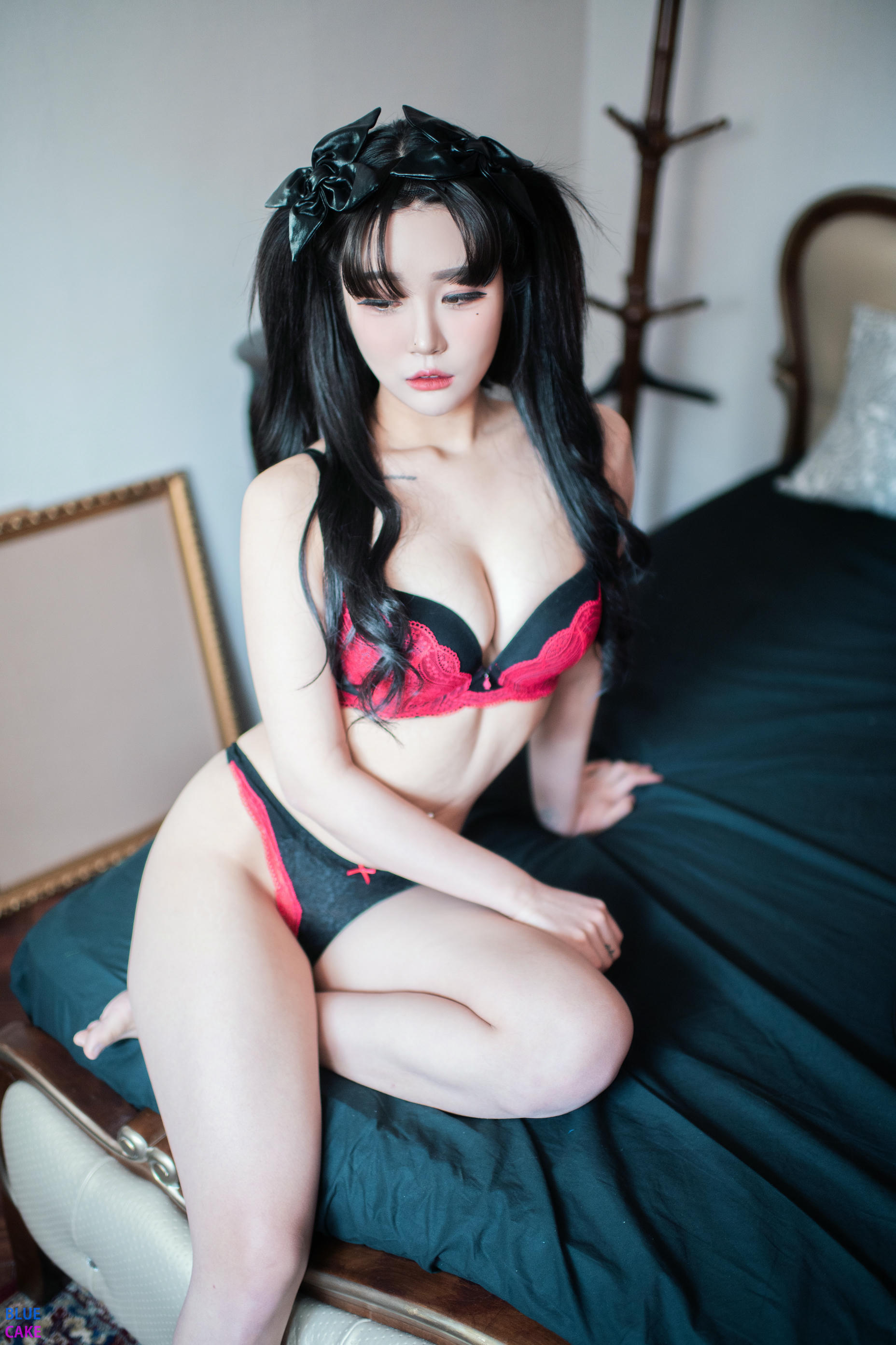 [BLUECAKE] Vol.0022 Bomi (보미)&Zia (지아)  Fate Saber x Thosaka Rin -Lingerie ver [128P-1.65GB]_第6集