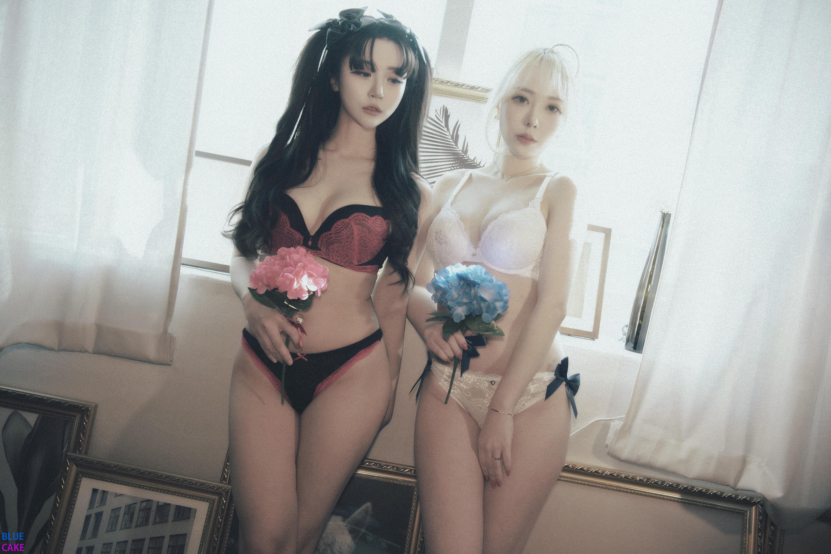 [BLUECAKE] Vol.0022 Bomi (보미)&Zia (지아)  Fate Saber x Thosaka Rin -Lingerie ver [128P-1.65GB]_第1集