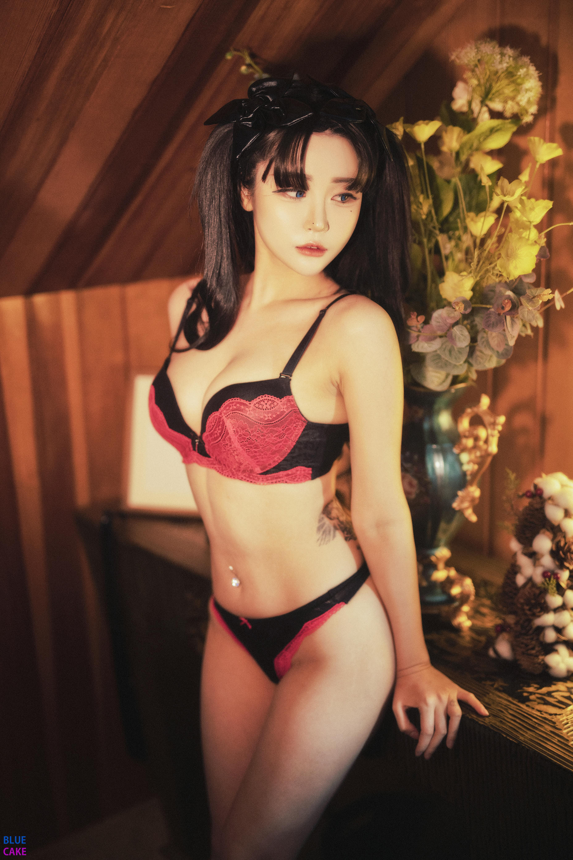 [BLUECAKE] Vol.0022 Bomi (보미)&Zia (지아)  Fate Saber x Thosaka Rin -Lingerie ver [128P-1.65GB]_第5集
