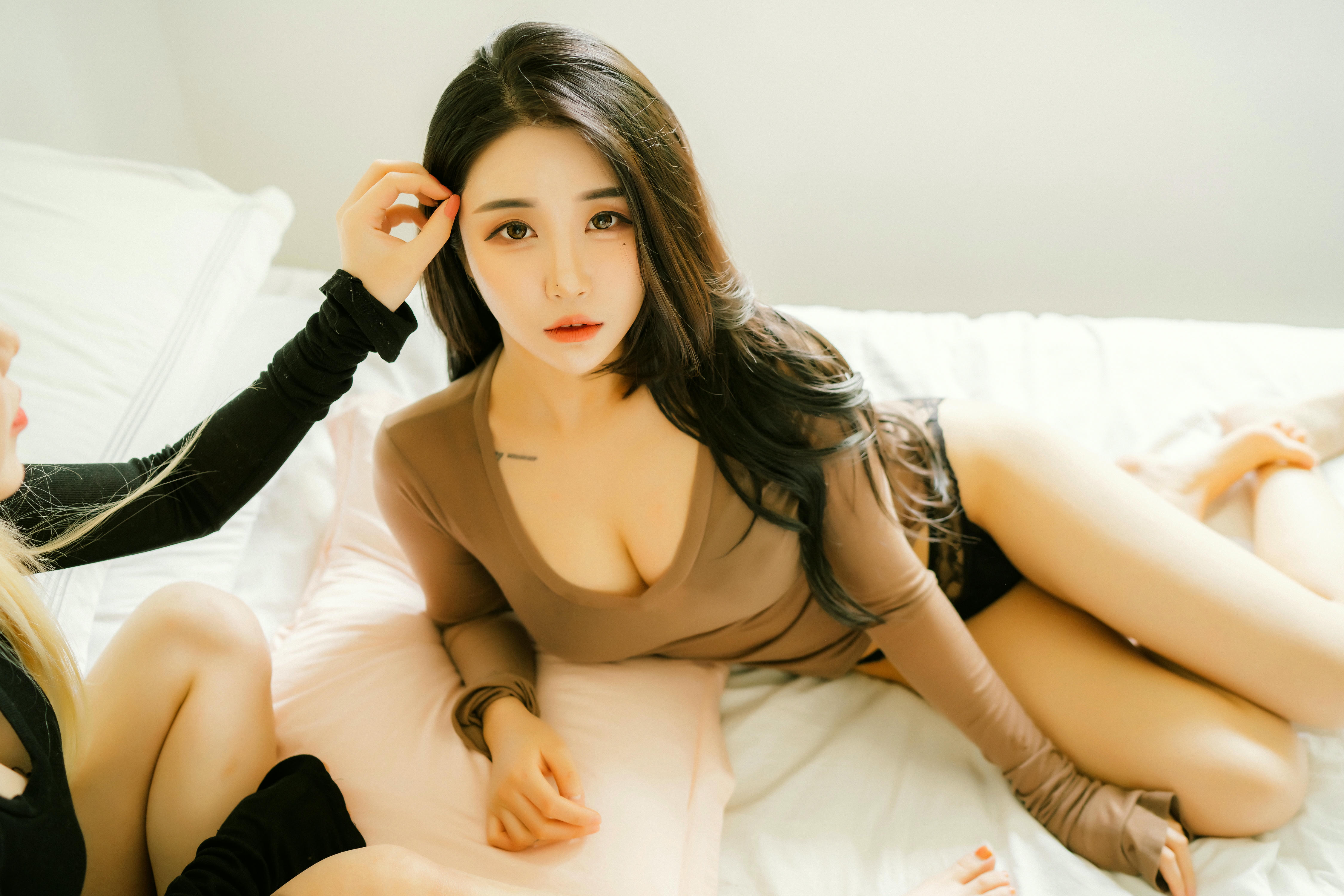 Zia (지아) NO.052 Moon Night Snap Together Vol.02 Bomi (보미) x Zia (지아) Collaboration [70P-741MB]_第4集