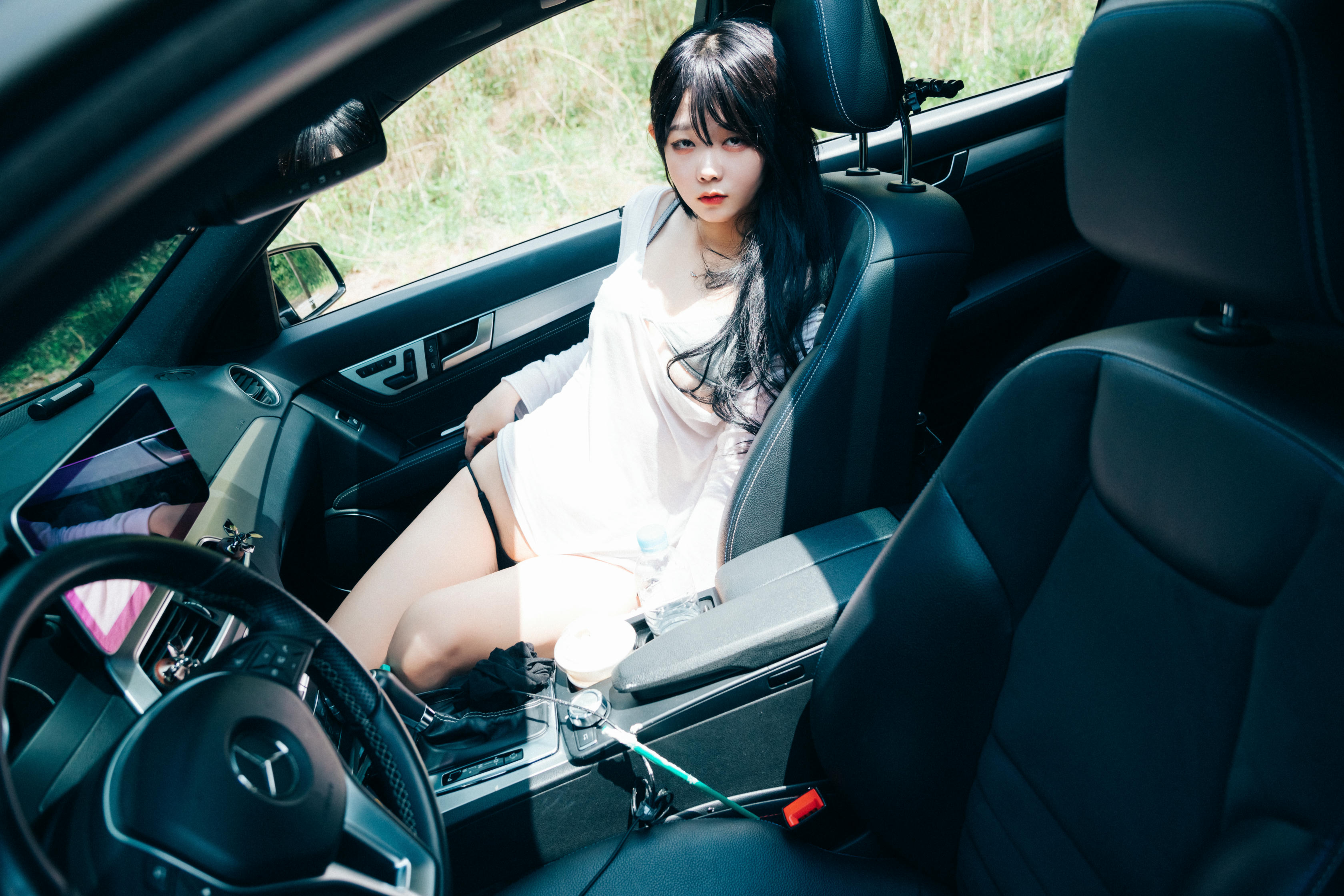 Zia (지아) NO.053 Loozy XXX Trip + Full.Ver [196P+5V-3.53GB]_第1集
