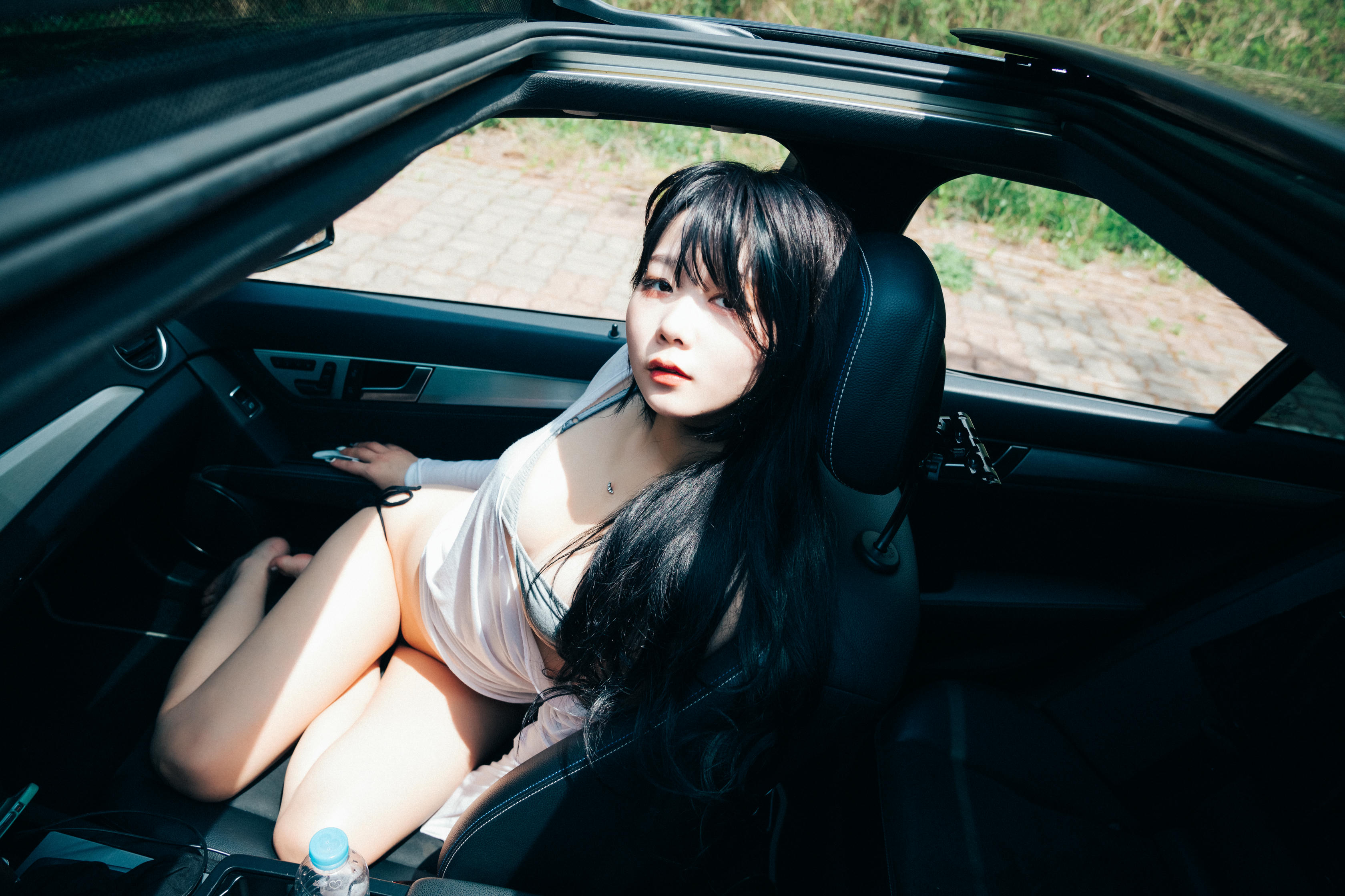 Zia (지아) NO.053 Loozy XXX Trip + Full.Ver [196P+5V-3.53GB]_第2集