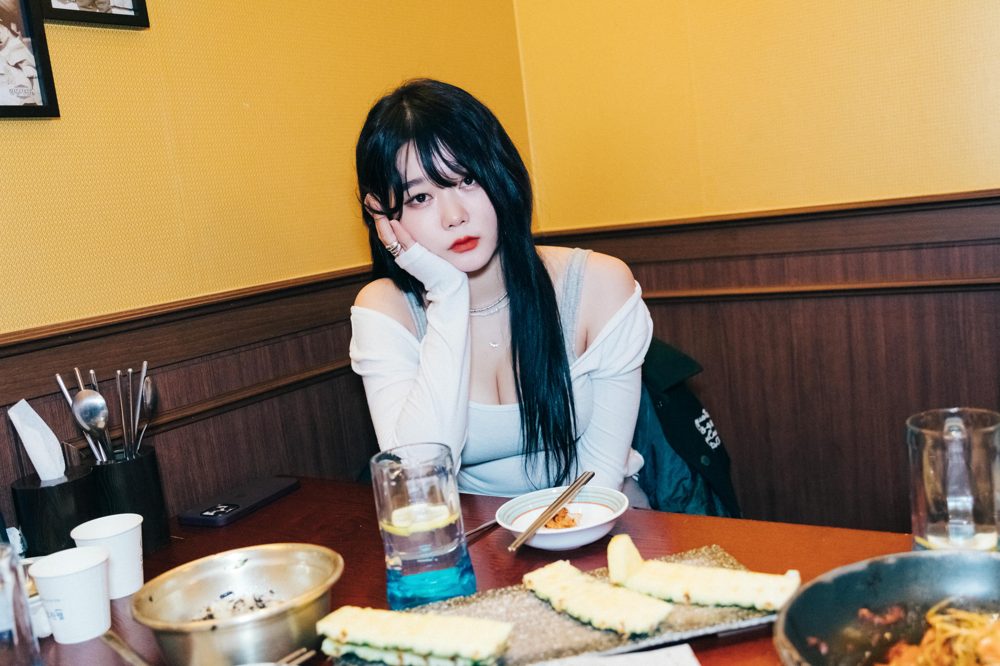 Zia (지아) NO.077 Loozy Fan Meeting 02 [128P+8V／2.55GB]-fan meeting 2_第1集