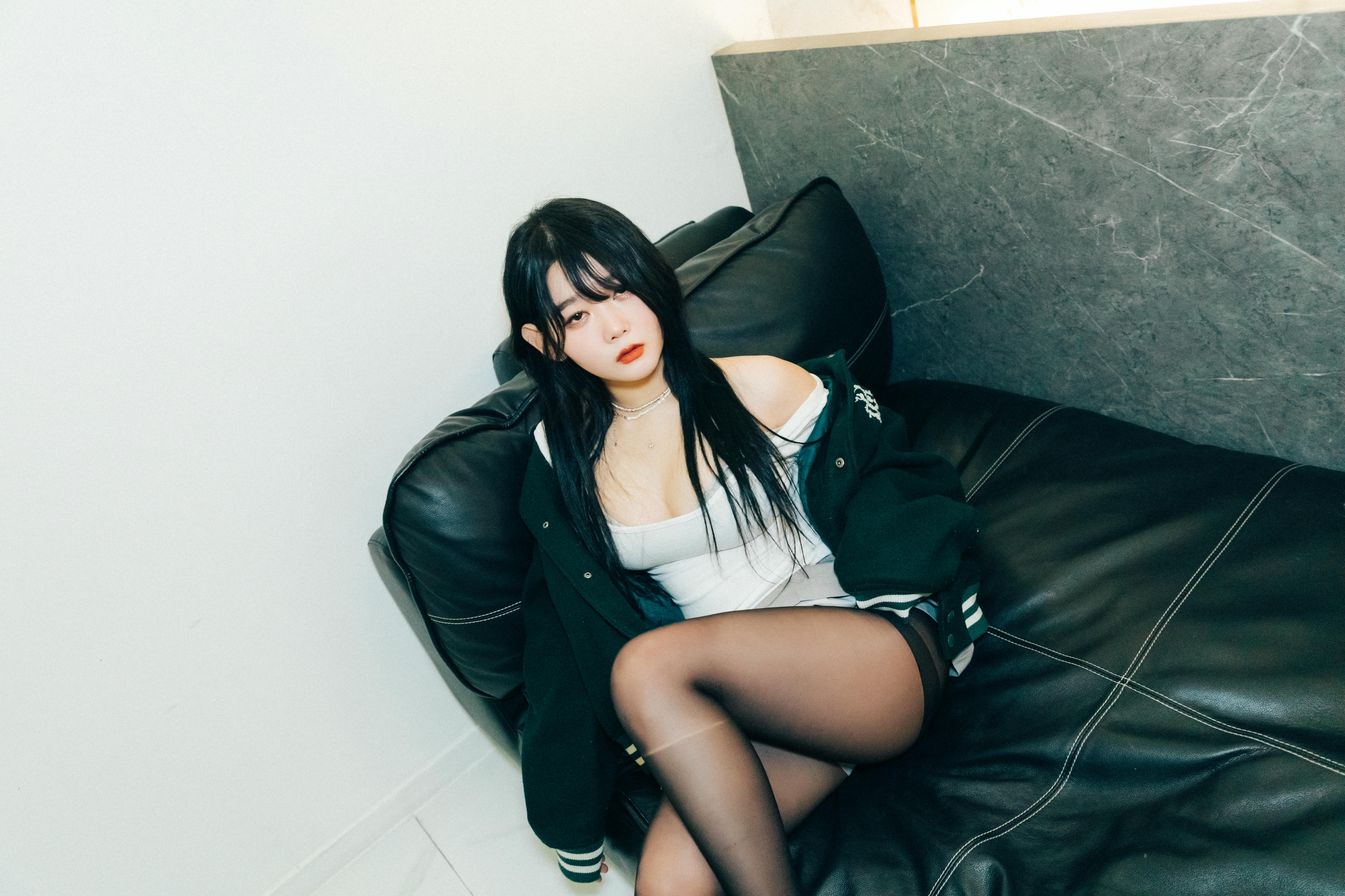 Zia (지아) NO.077 Loozy Fan Meeting 02 [128P+8V／2.55GB]-fan meeting 2_第1集