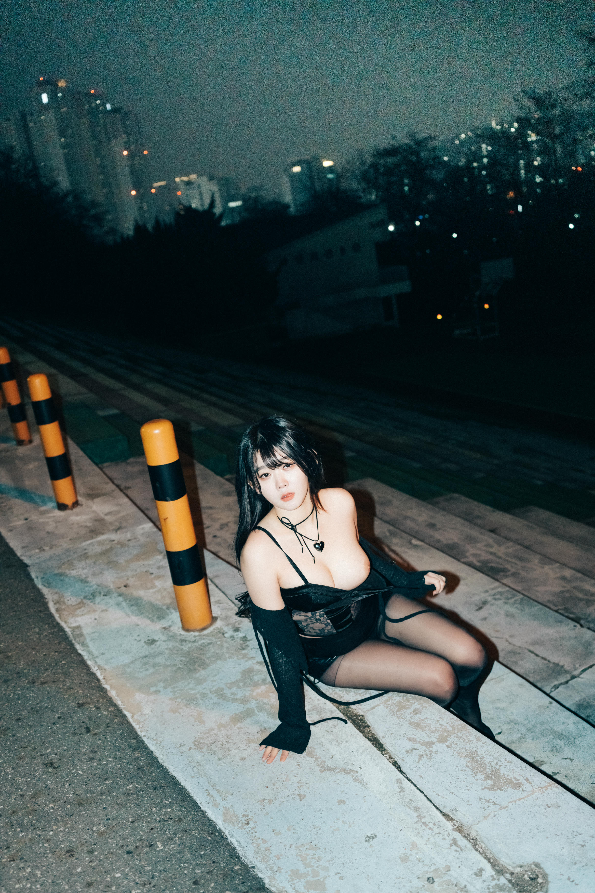 Zia (지아) NO.078 Loozy XXX At Night Road [161P+6V／5GB]_第1集