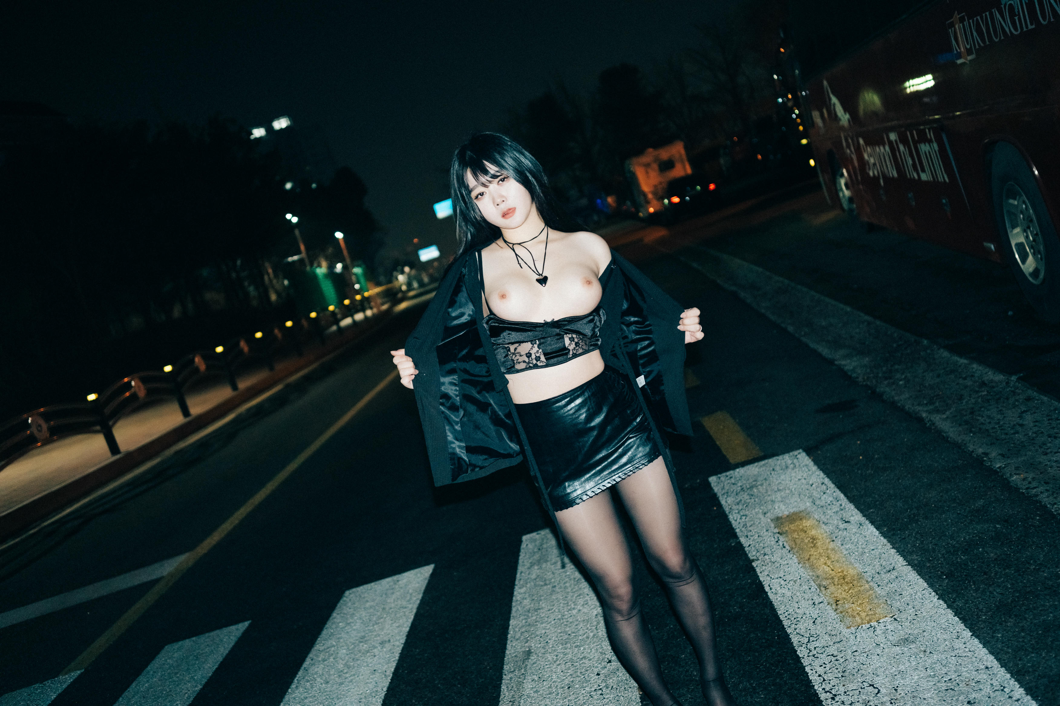 Zia (지아) NO.078 Loozy XXX At Night Road [161P+6V／5GB]_第1集