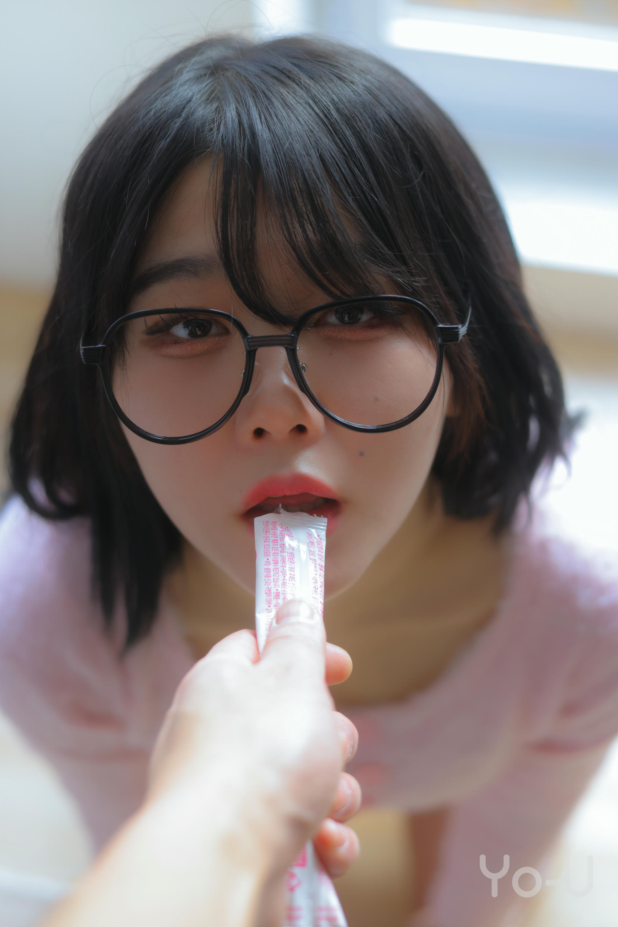 Zia (지아) NO.079 YO-U Vol.7 year-end [140P+1V／1.58GB]_第1集