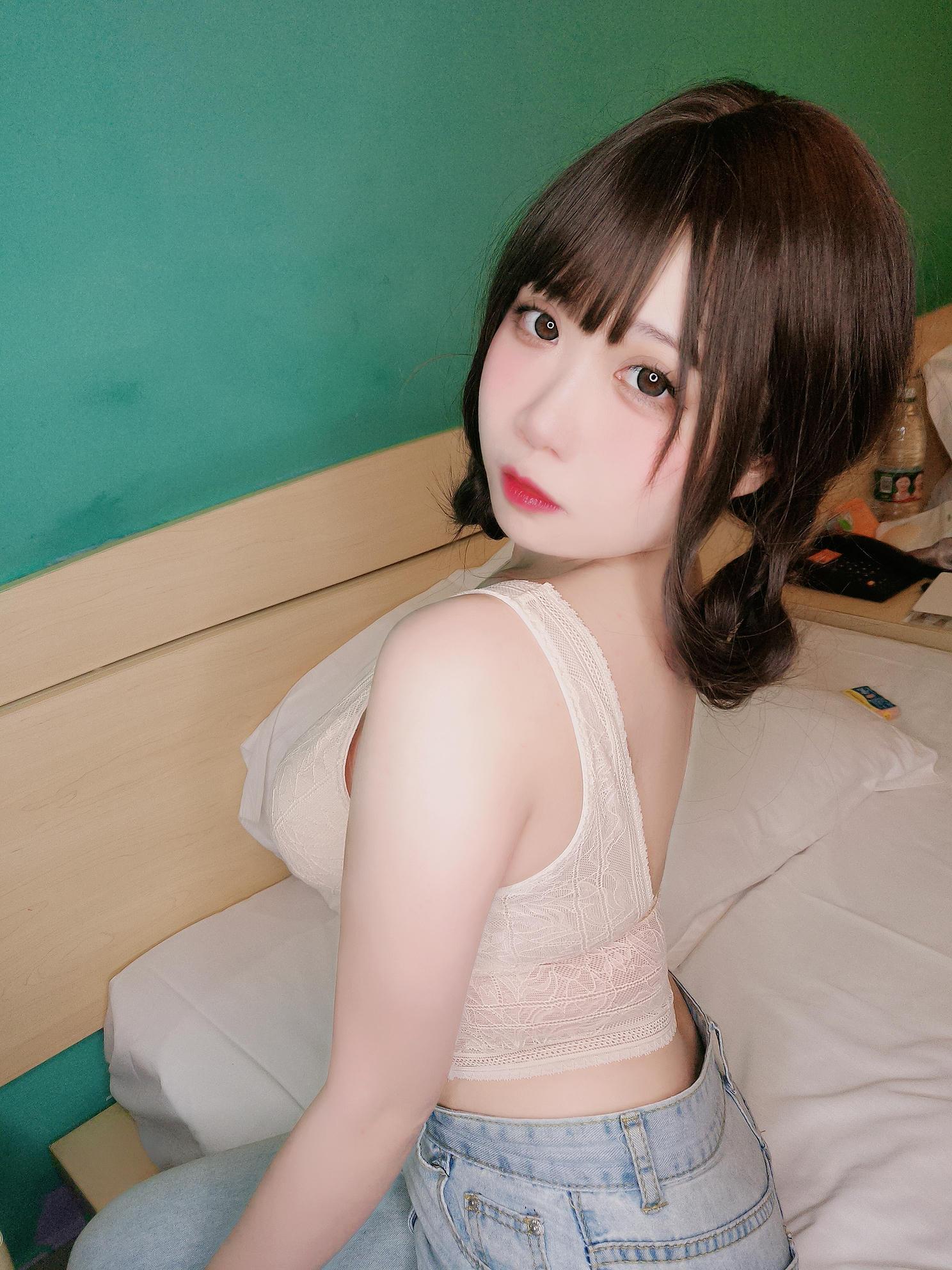 贞子蜜桃 NO.005 v领内搭 [10P1V-320MB]_第1集