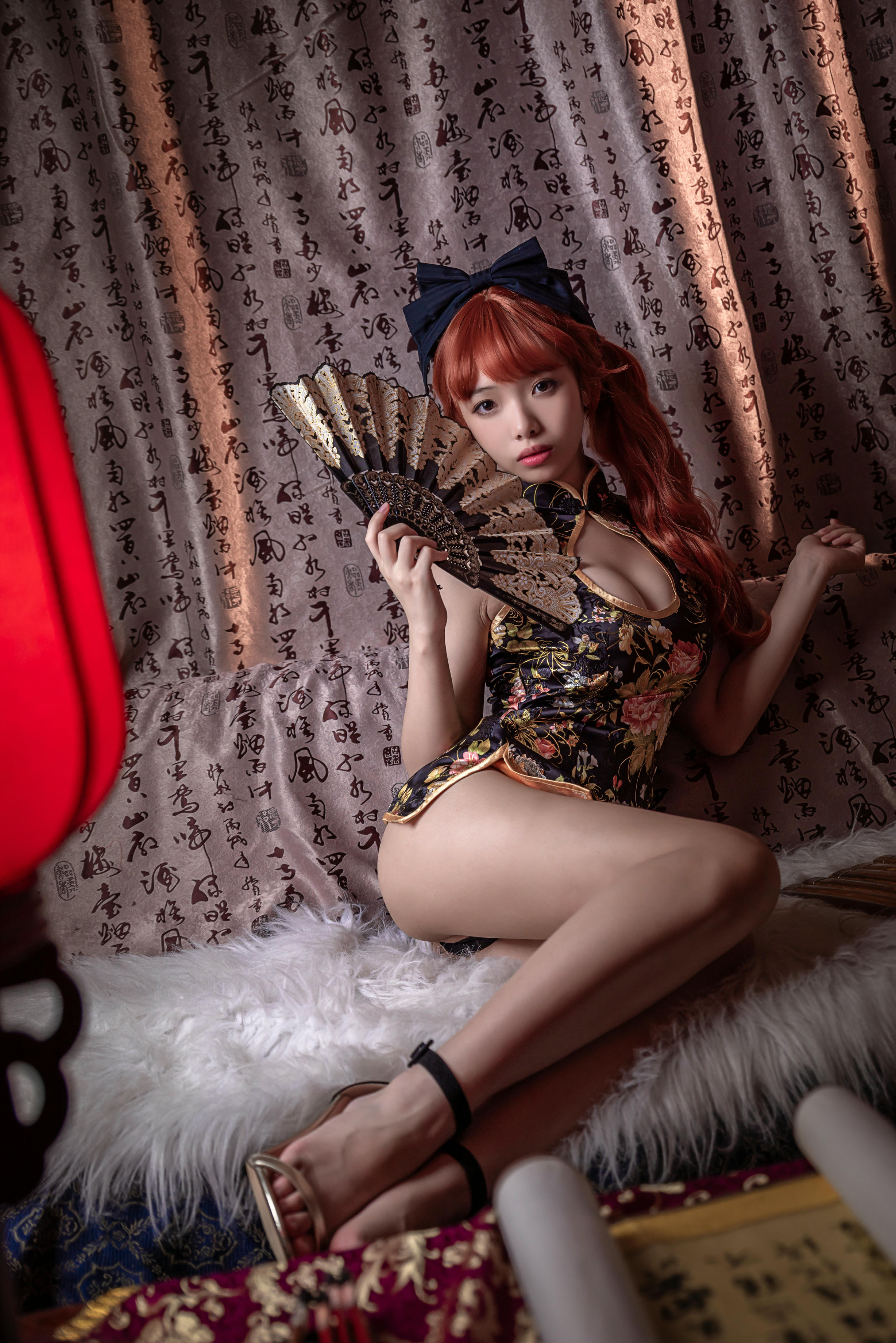 雯妹不讲道理 NO.008 低胸果足 [15P-328MB]_第1集