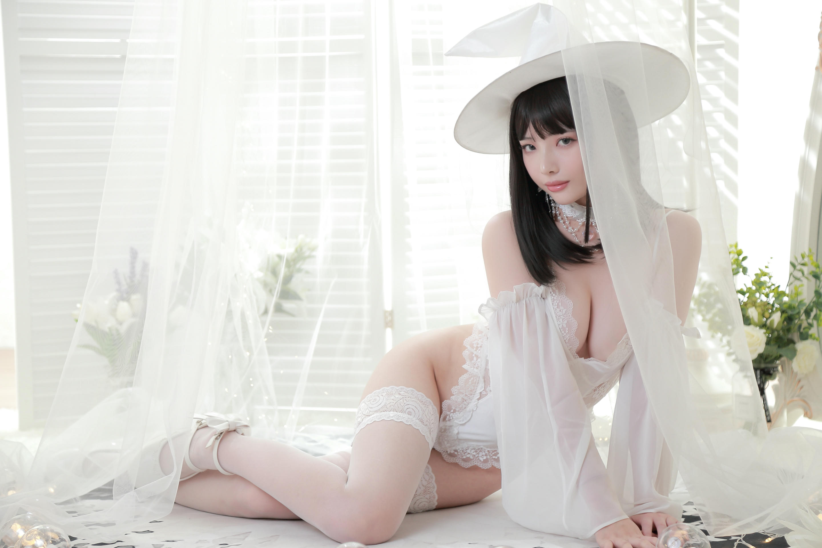 雯妹不讲道理 NO.030 白女巫 [34P-254MB]_第1集