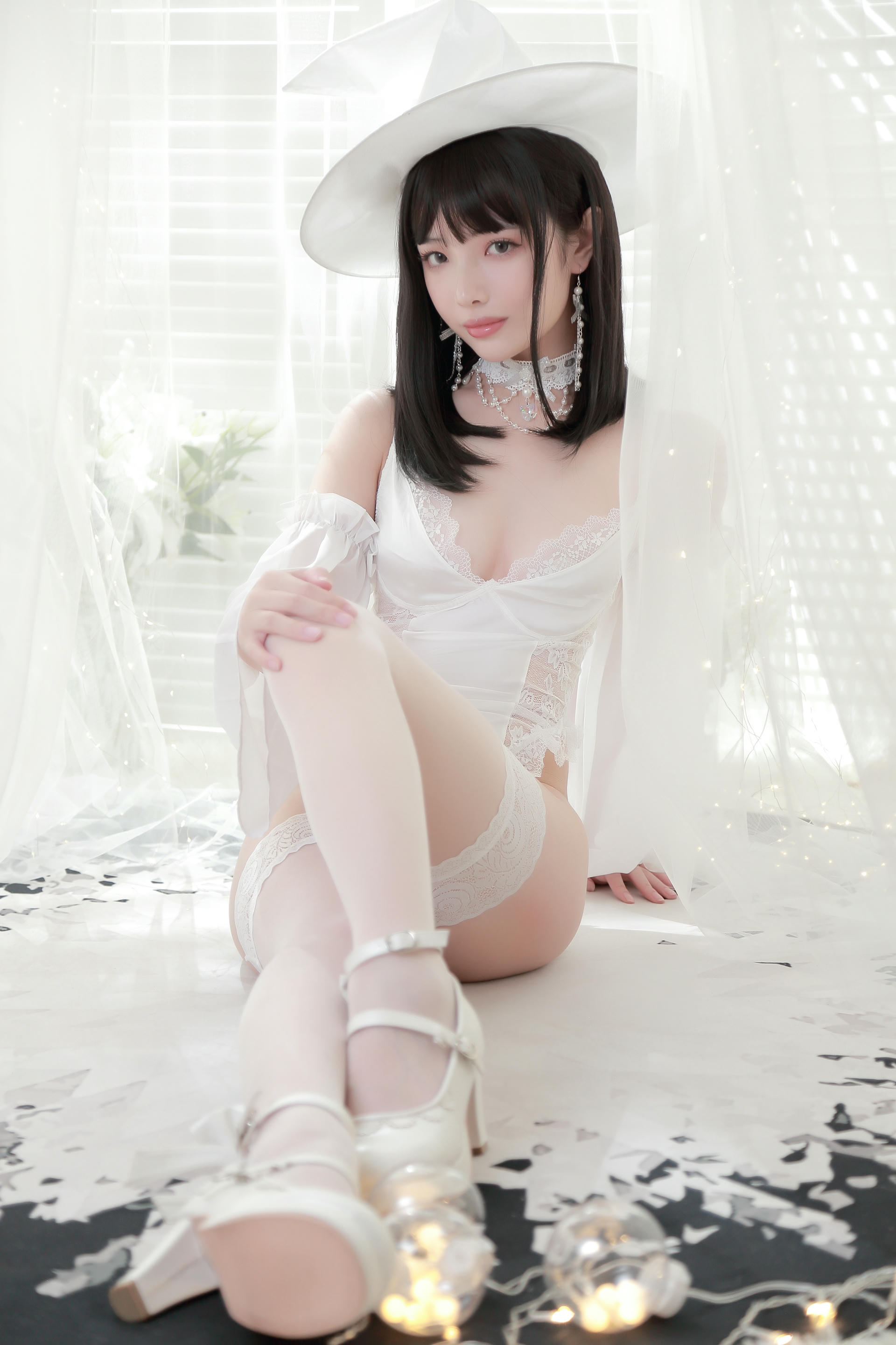 雯妹不讲道理 NO.030 白女巫 [34P-254MB]_第1集