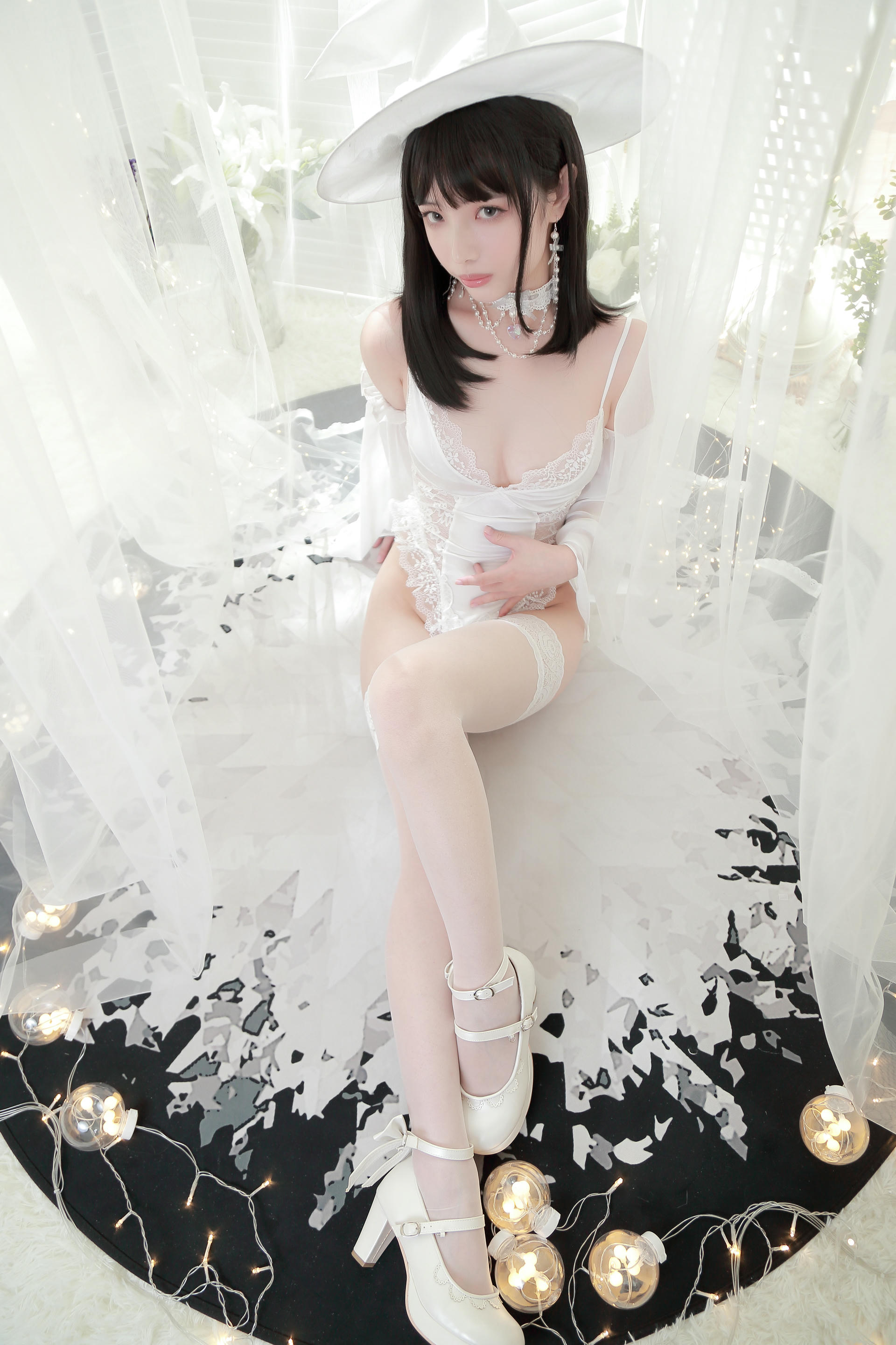 雯妹不讲道理 NO.030 白女巫 [34P-254MB]_第1集