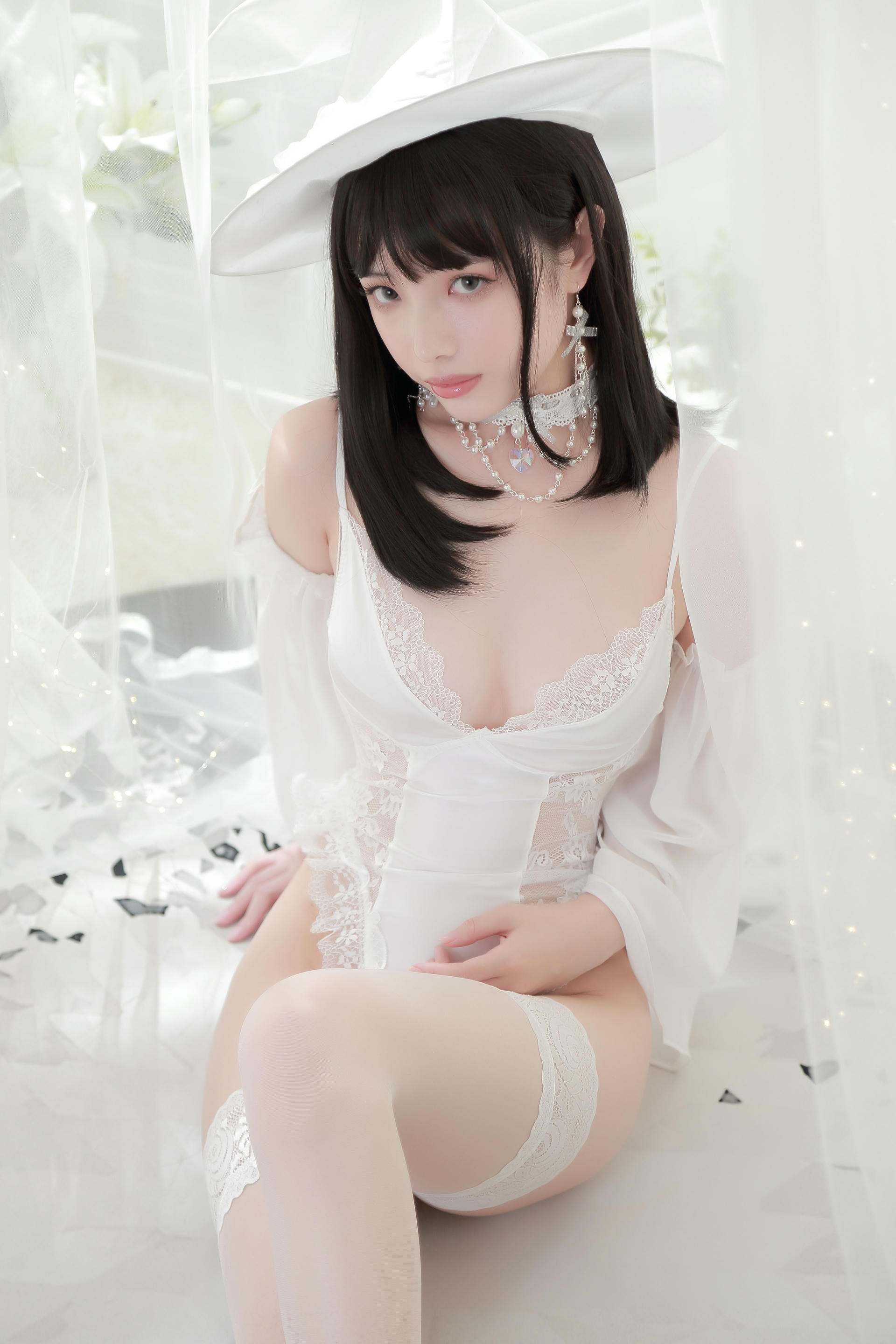 雯妹不讲道理 NO.030 白女巫 [34P-254MB]_第1集