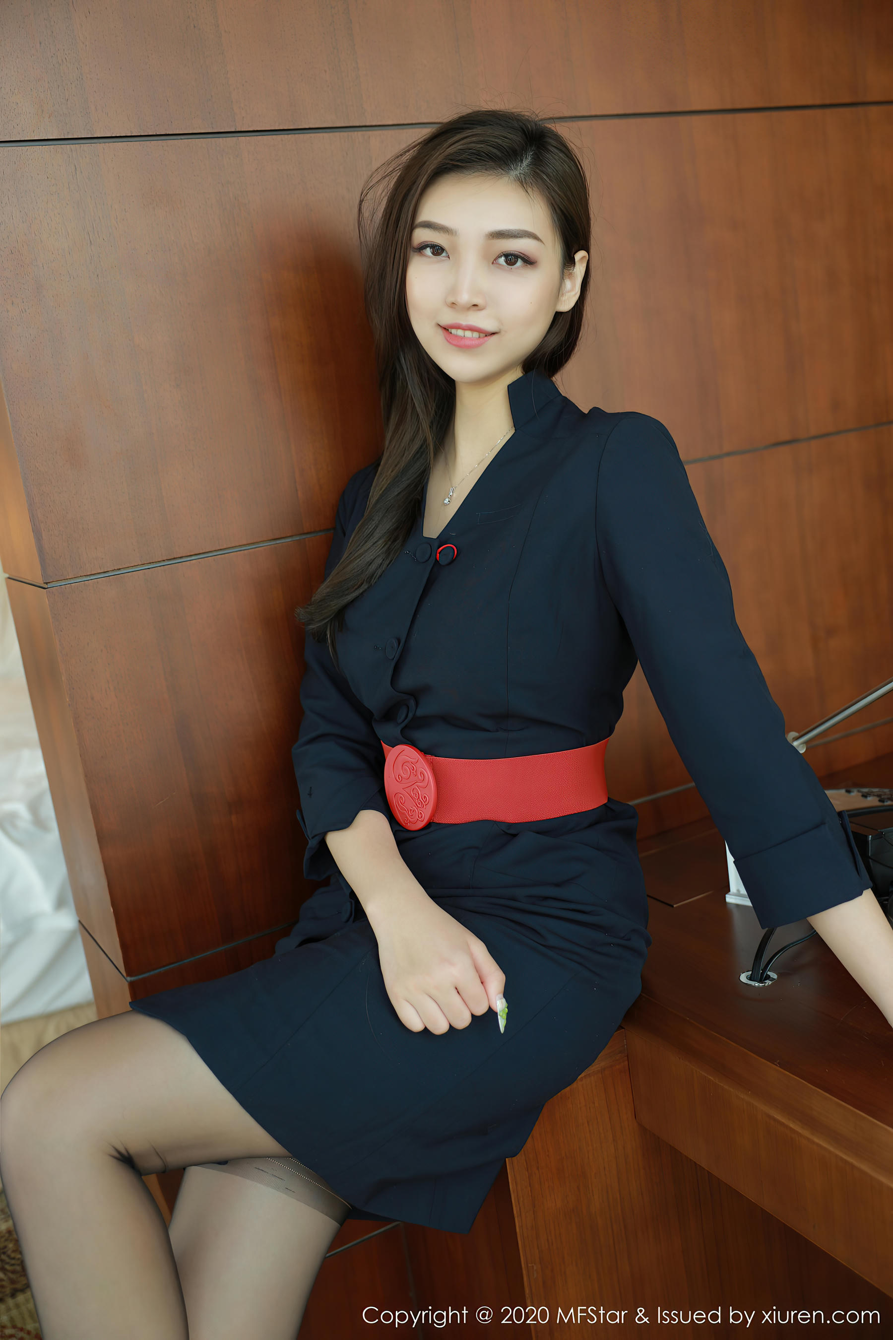 MFStar模范学院 2020.10.21 VOL.404 郑颖姗 [51P530MB]_第1集