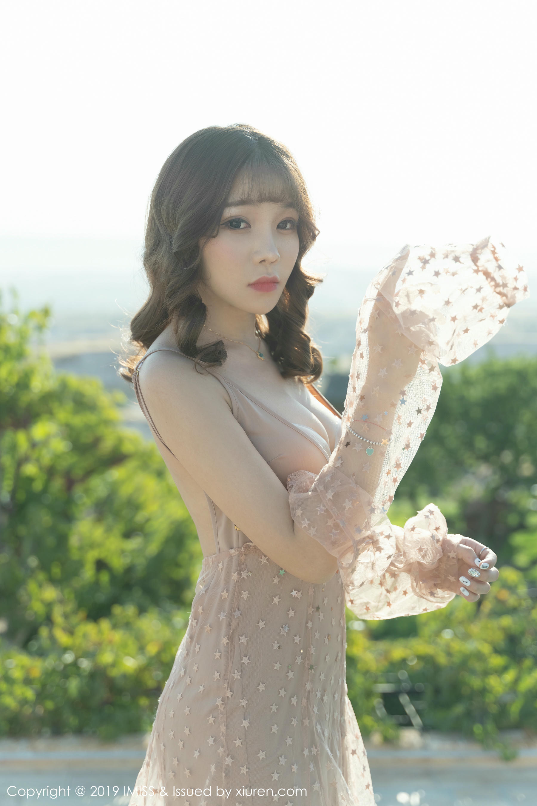 [IMiss爱蜜社] 2019.10.14 Vol.383 芝芝Booty [40P-141MB]_第2集