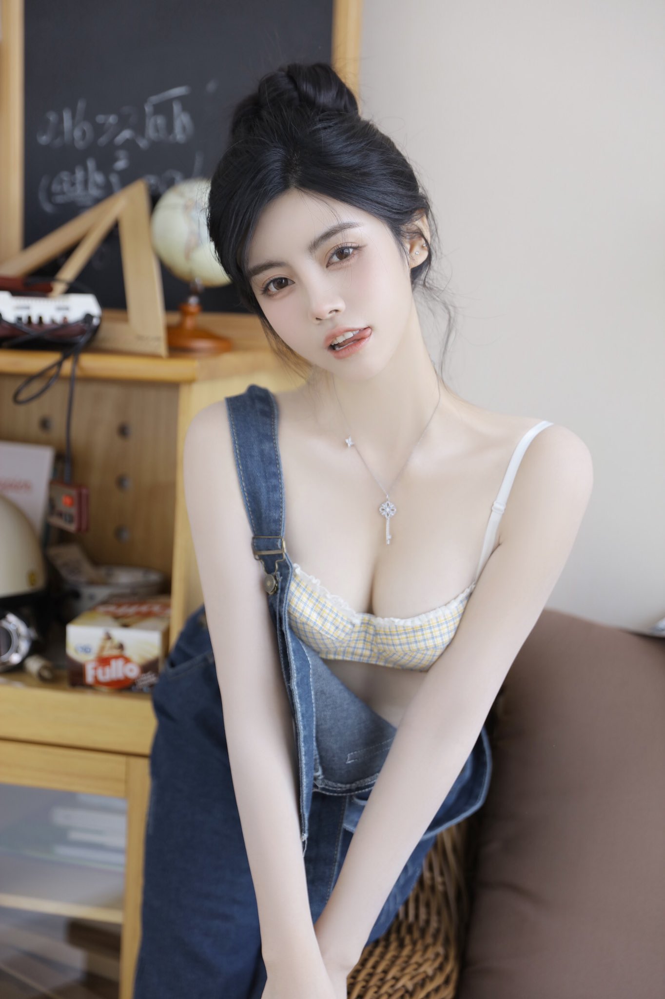 白甜 大视图合集  [232P+43V／137MB]-P_第1集
