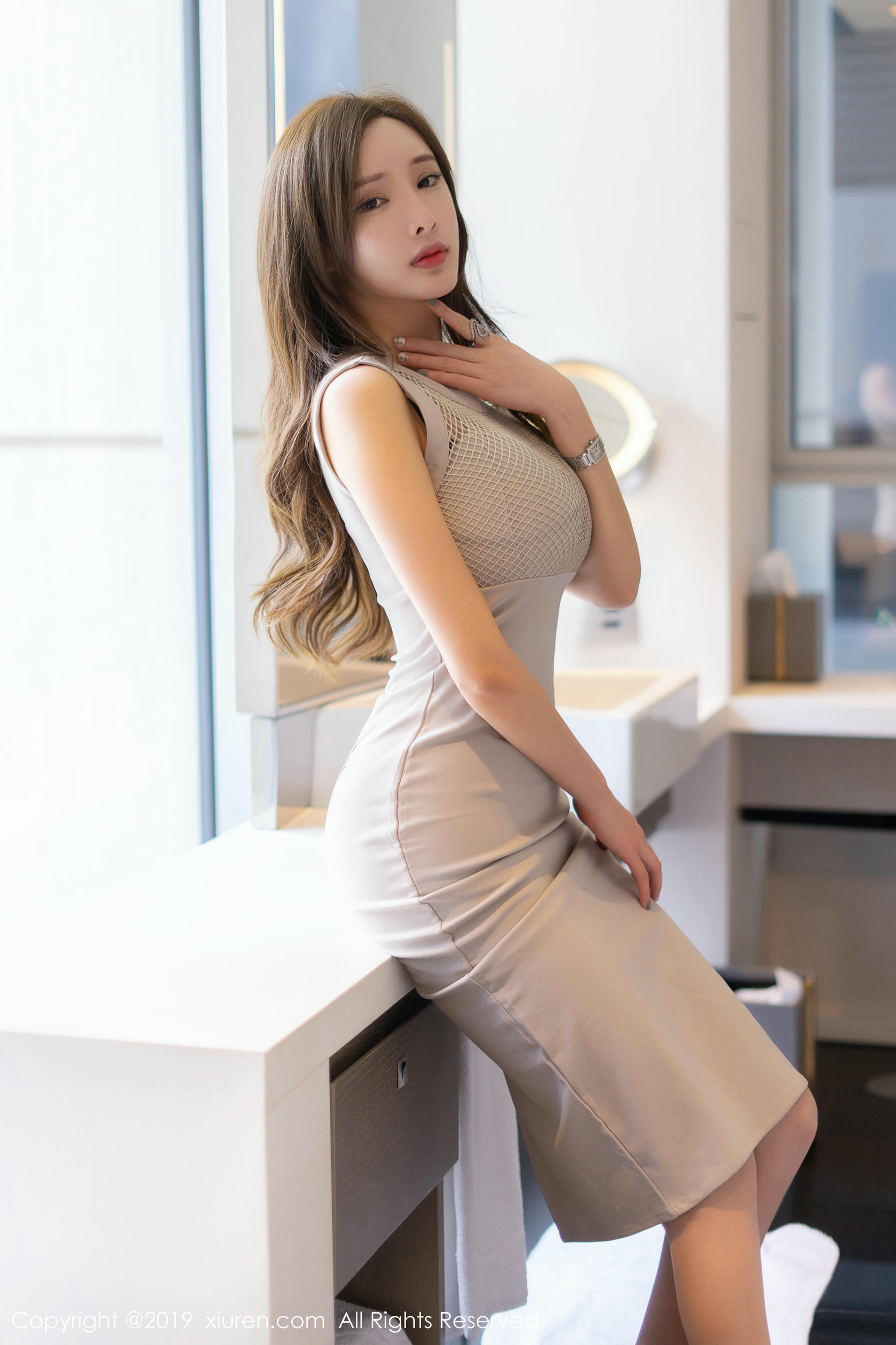 [XiuRen秀人网] 2019.10.25 NO.1751 奶瓶土肥圆矮挫丑黑穷[61+1P／152M]_第1集